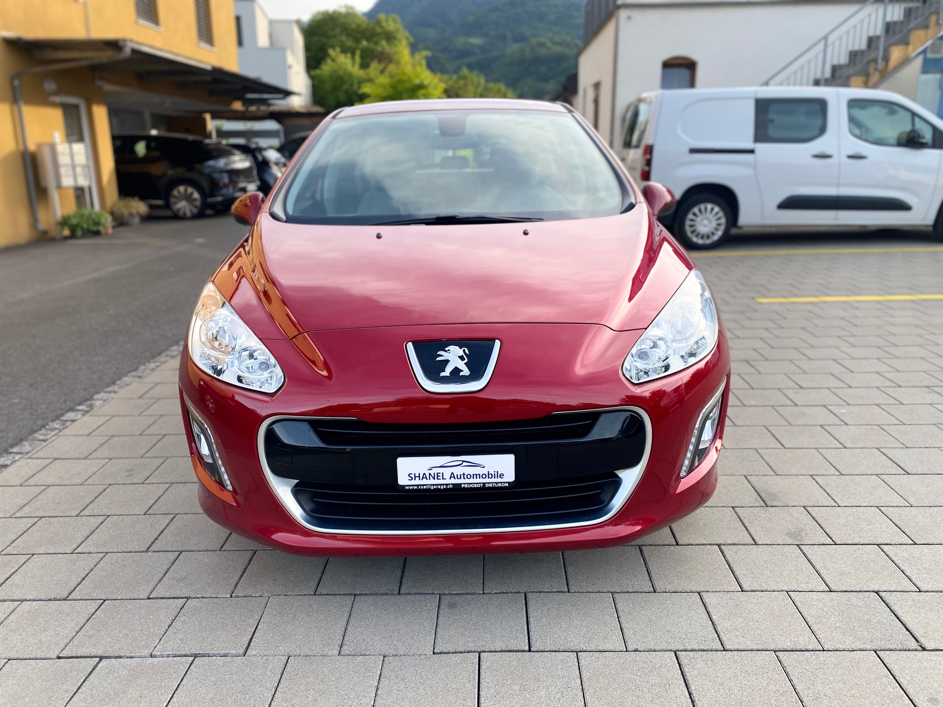PEUGEOT 308 1.6 16V VTI Active-image-0