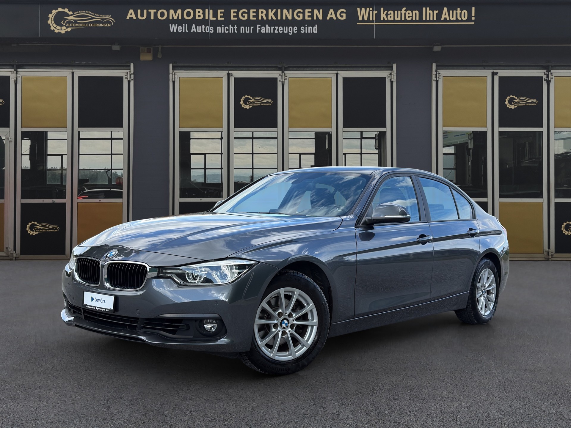 BMW 320i Essential Ed.-image-0