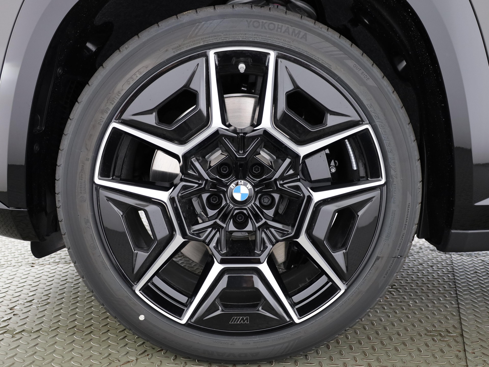 BMW XM Label Plug-in Hybrid-image-22