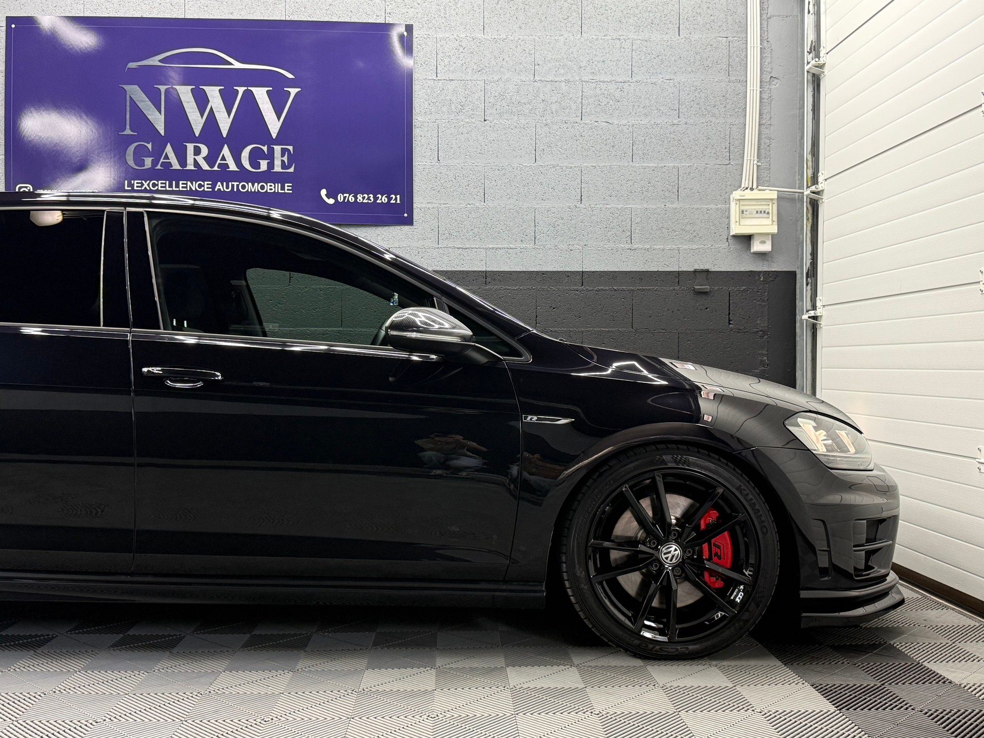 VW Golf 2.0 TSI R 4Motion DSG-image-14