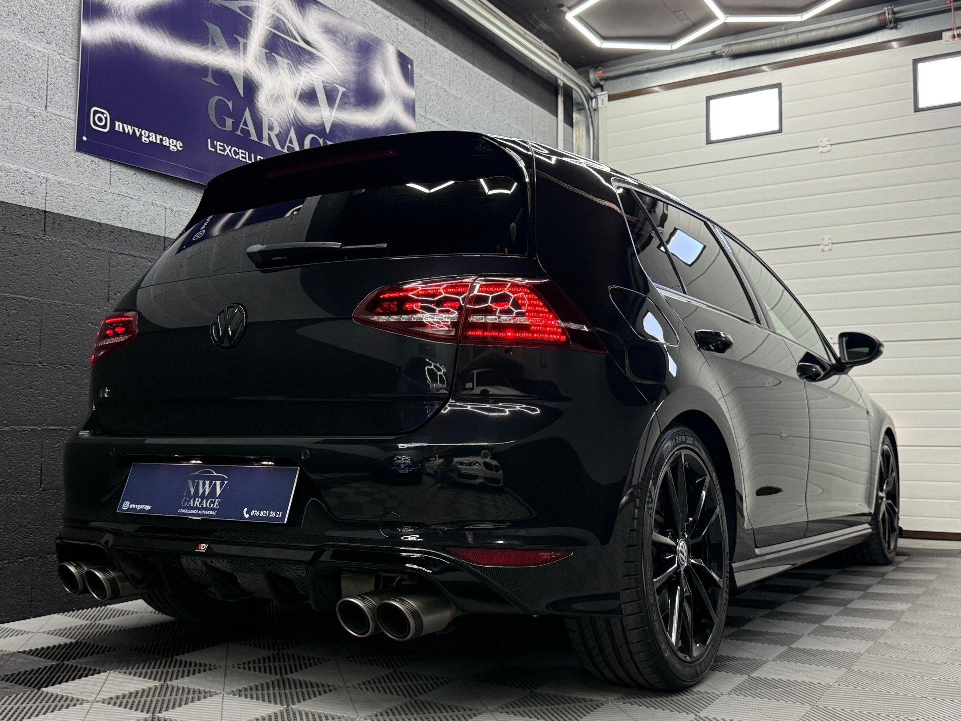 VW Golf 2.0 TSI R 4Motion DSG-image-6