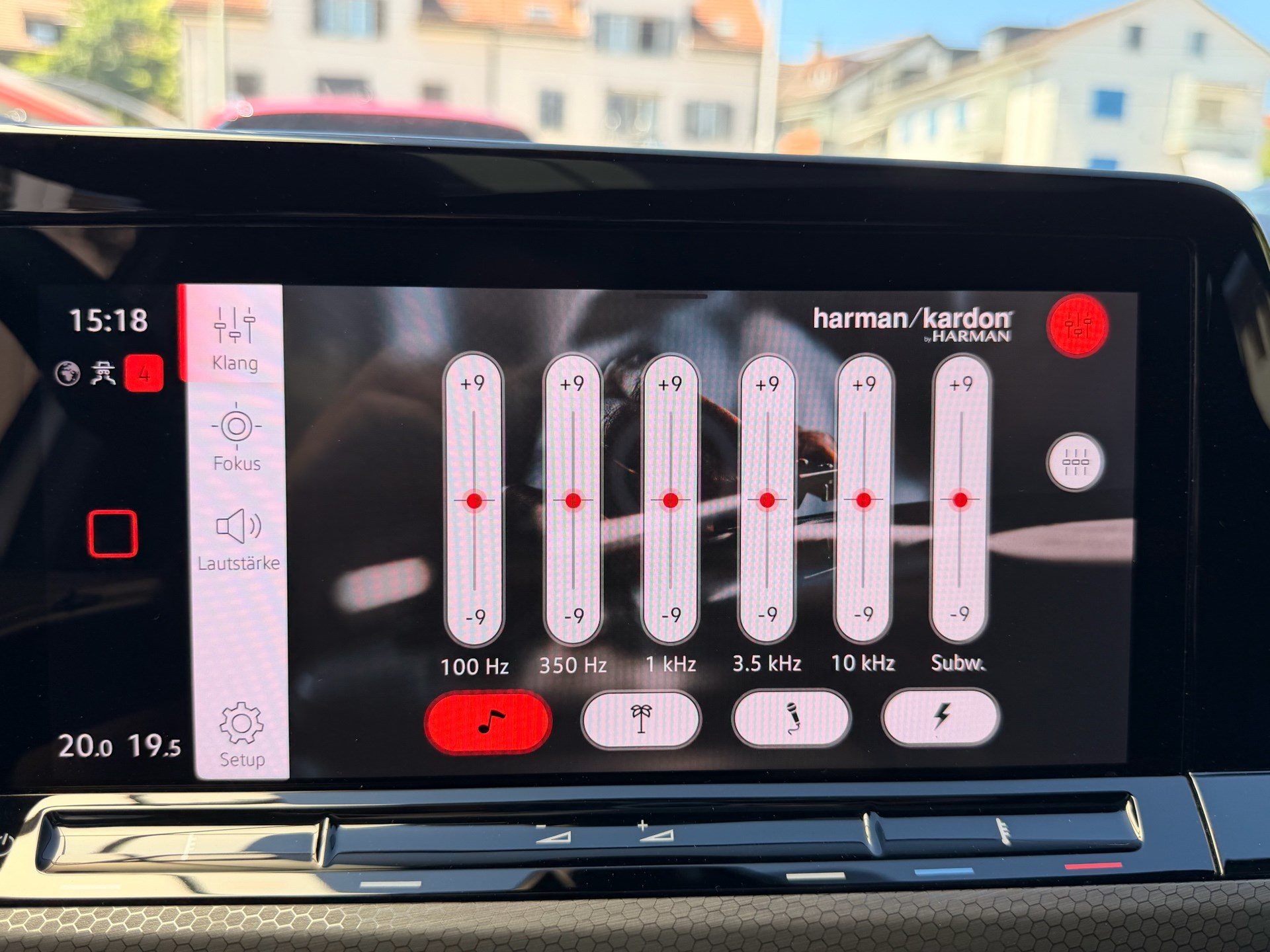 VW Golf GTI CLUBSPORT *** VOLLAUSSTATTUNG MIT AKRAPOVIC AUSPUFFANLAGE ***-image-19