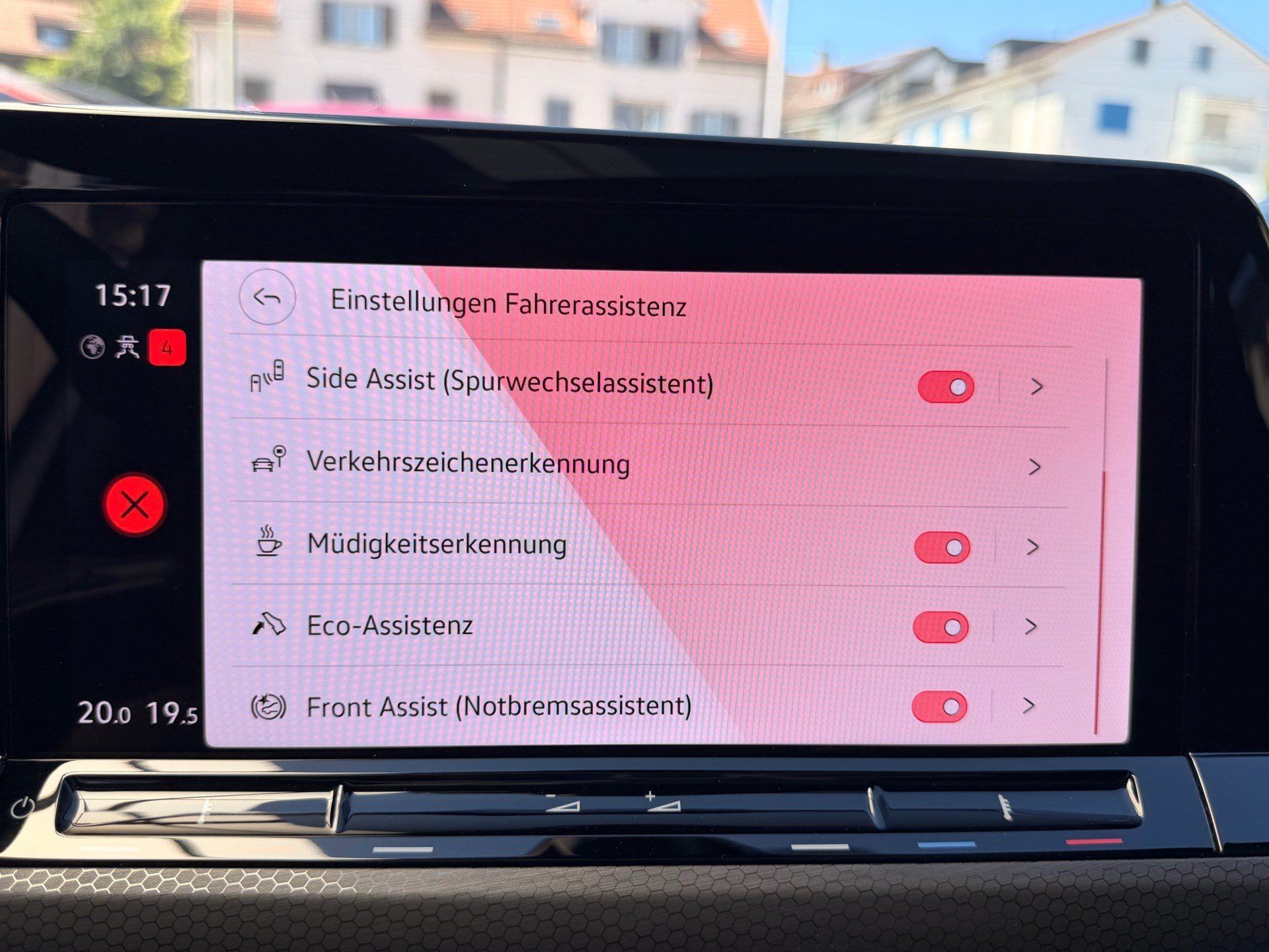 VW Golf GTI CLUBSPORT *** VOLLAUSSTATTUNG MIT AKRAPOVIC AUSPUFFANLAGE ***-image-17