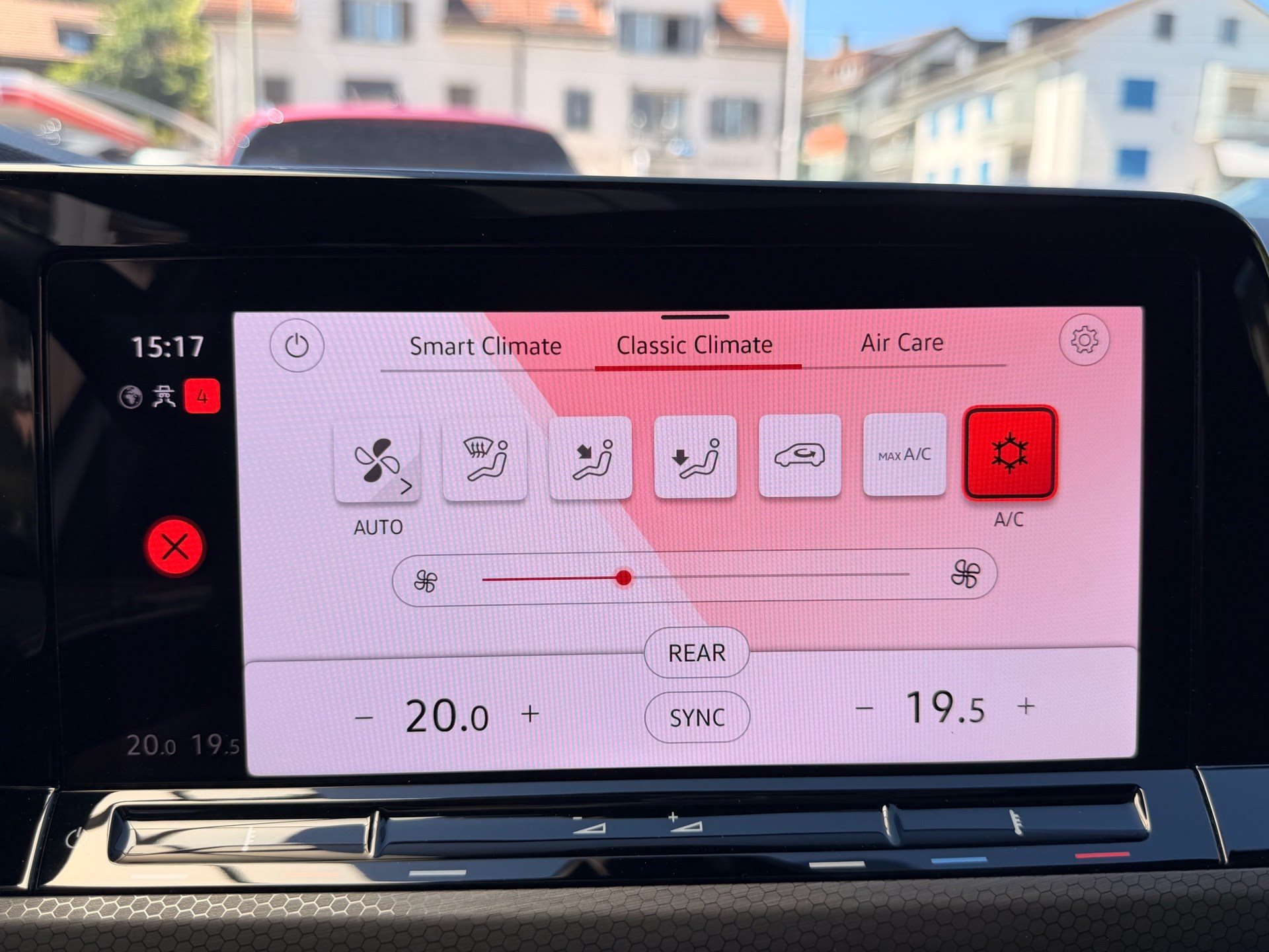 VW Golf GTI CLUBSPORT *** VOLLAUSSTATTUNG MIT AKRAPOVIC AUSPUFFANLAGE ***-image-22