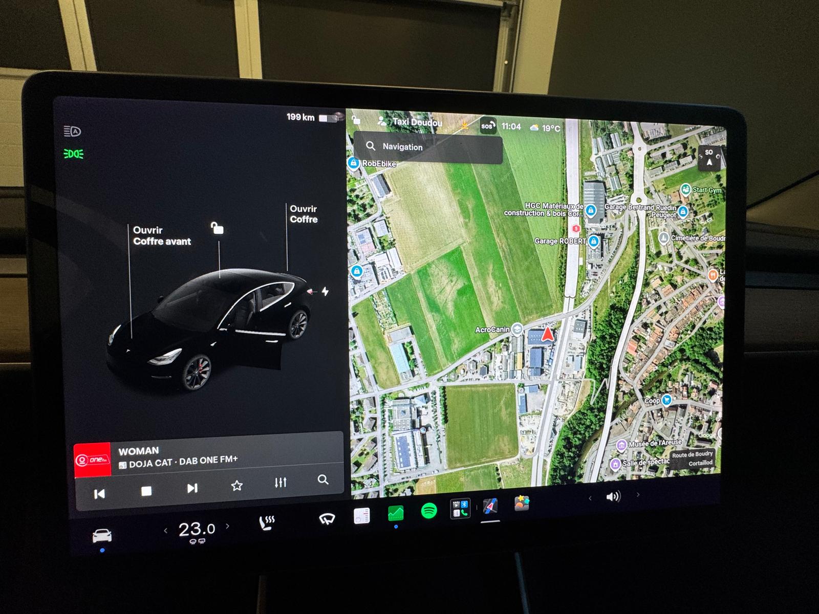 TESLA Model 3 Performance Dual Motor AWD-image-16