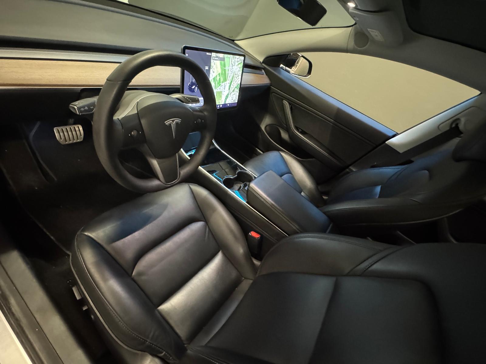 TESLA Model 3 Performance Dual Motor AWD-image-1