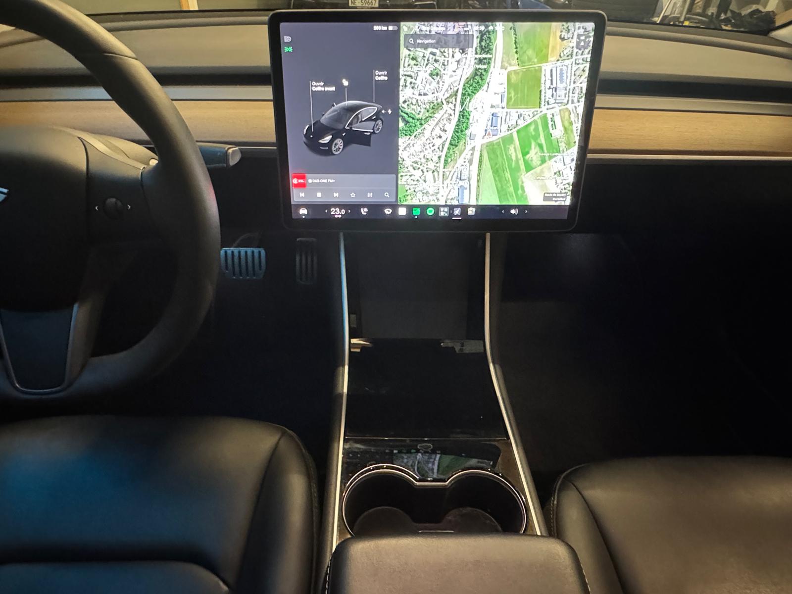 TESLA Model 3 Performance Dual Motor AWD-image-13