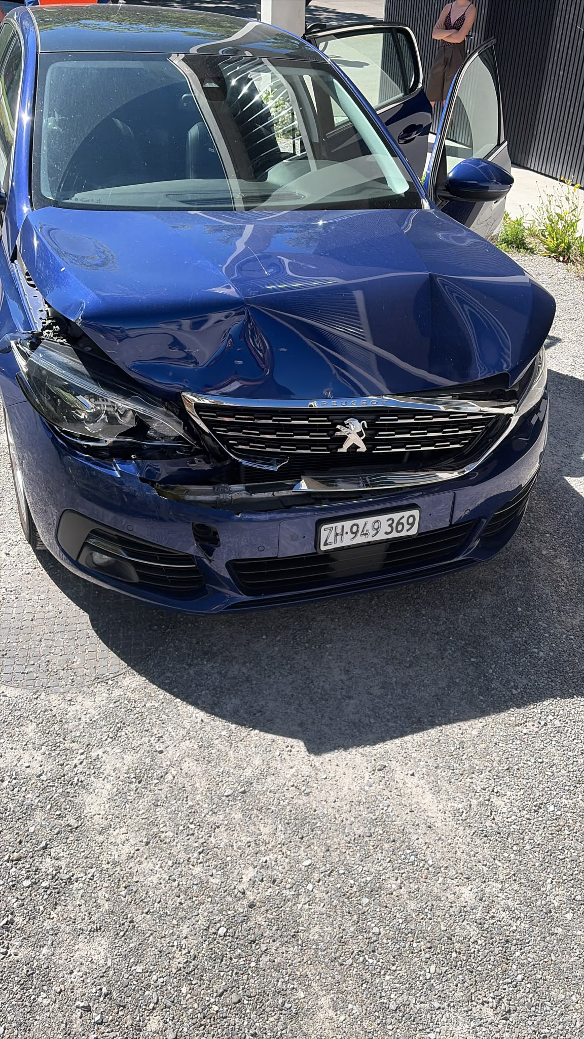PEUGEOT 1.2 PureTech 130 Style S/S-image-3