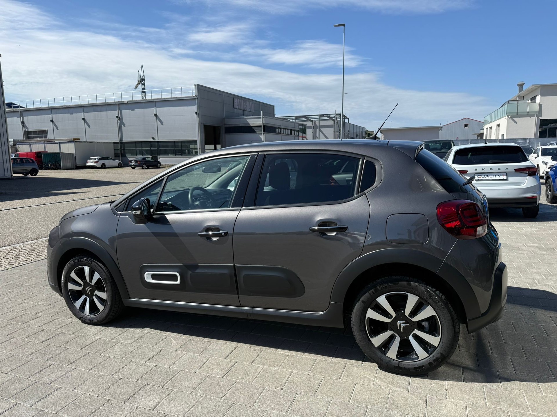 CITROEN C3 1.2i PureTech Elle EAT6-image-10