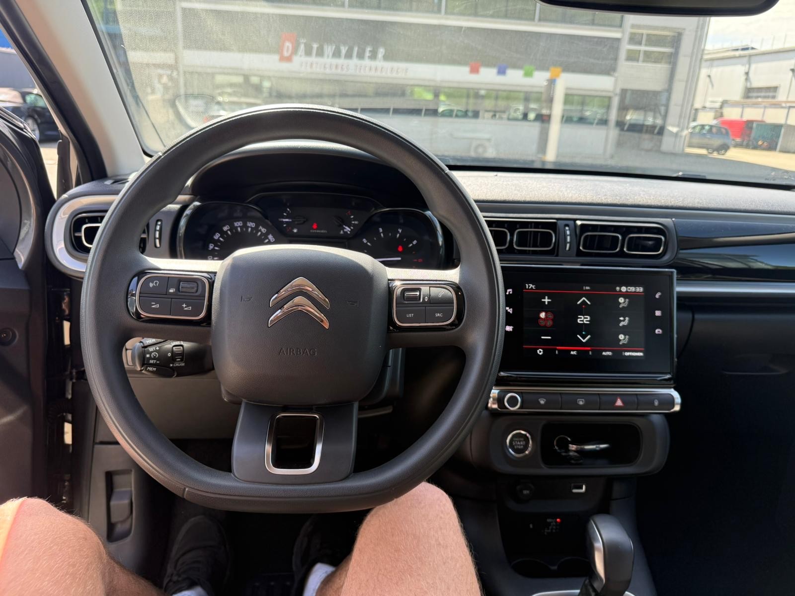 CITROEN C3 1.2i PureTech Elle EAT6-image-21