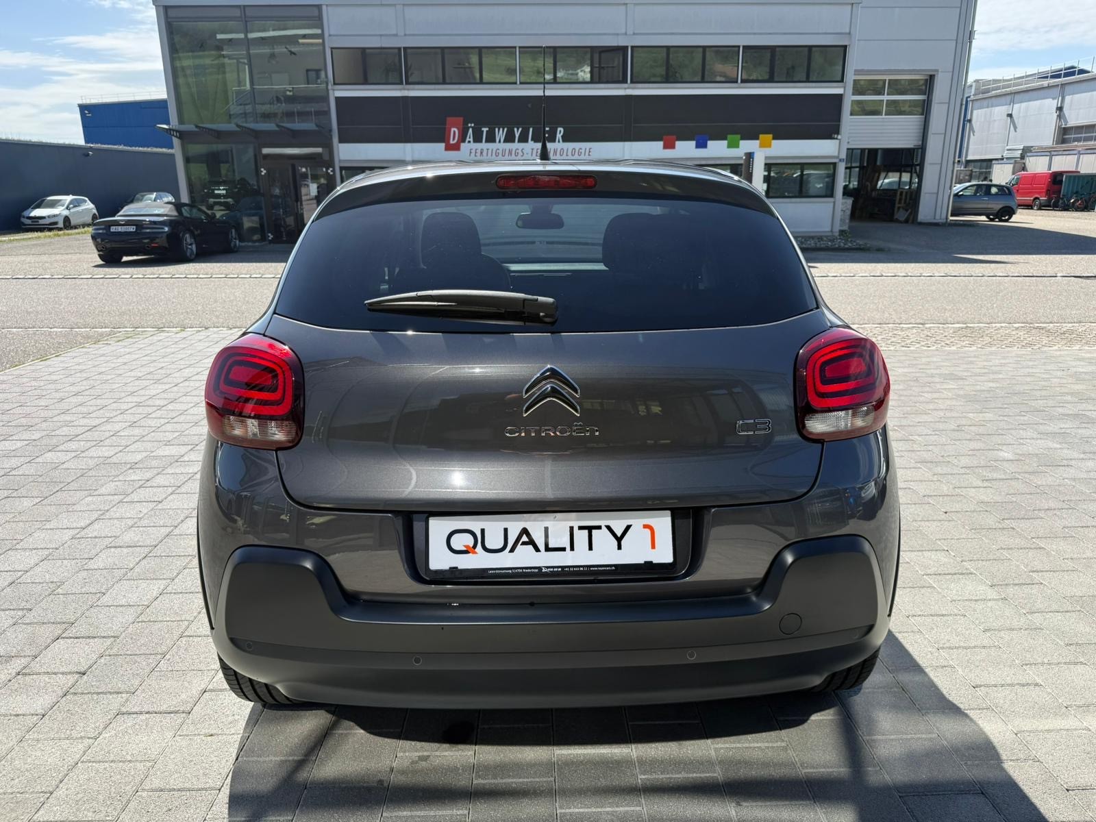 CITROEN C3 1.2i PureTech Elle EAT6-image-15