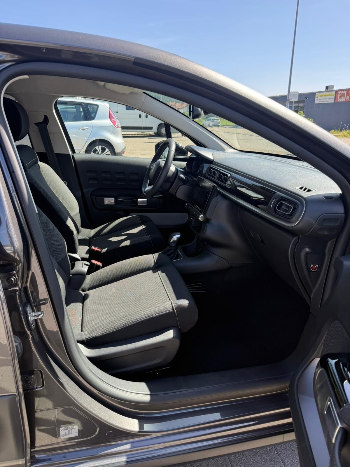 CITROEN C3 1.2i PureTech Elle EAT6-image-20