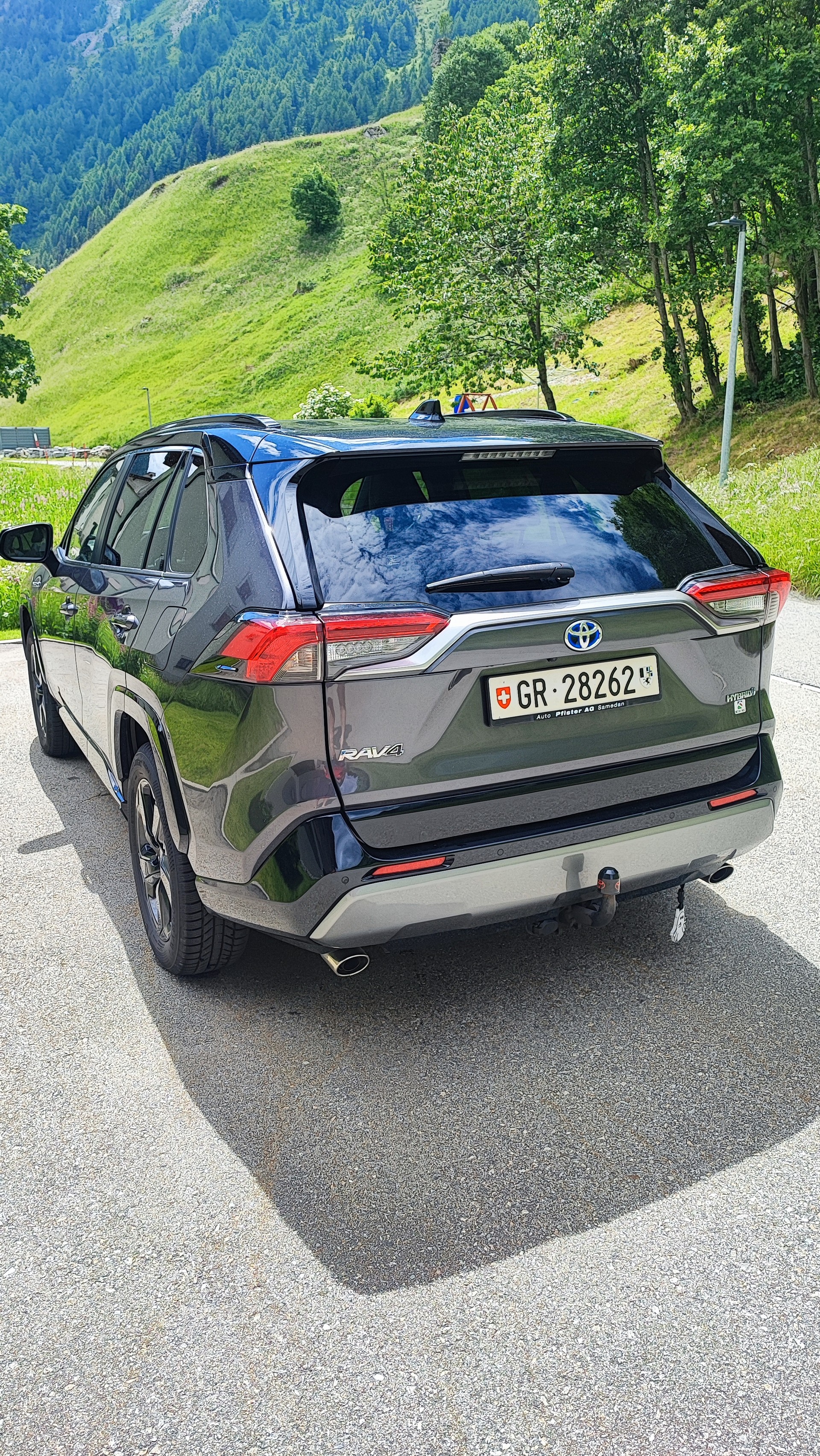 TOYOTA 2.5 HEV Style-image-3