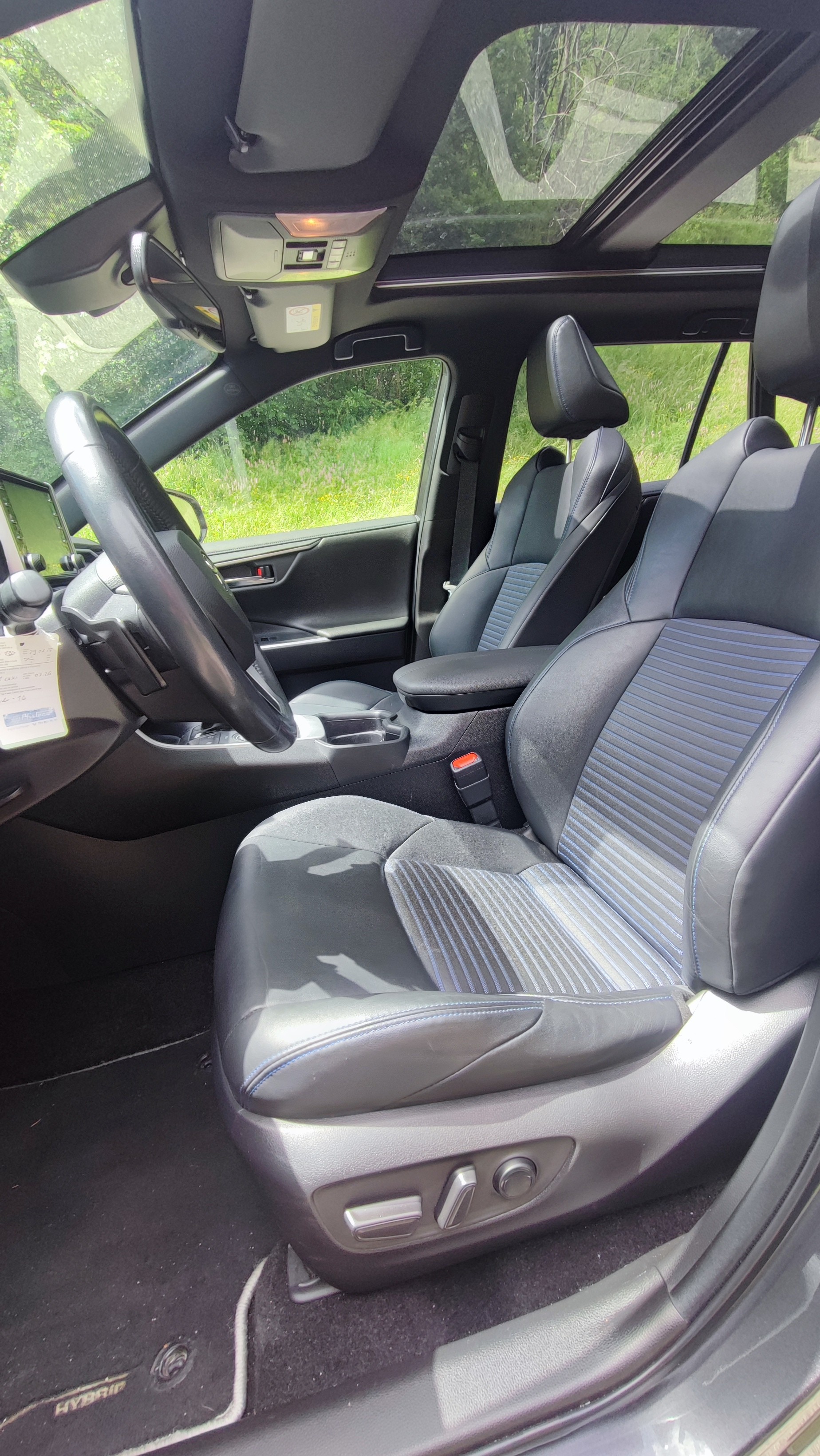 TOYOTA 2.5 HEV Style-image-4