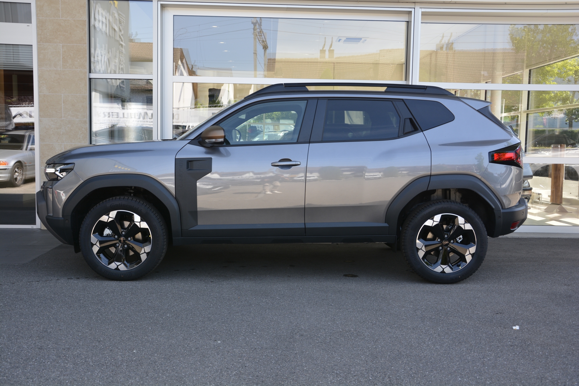 DACIA DUSTER extreme hybrid 150 4x4-image-2