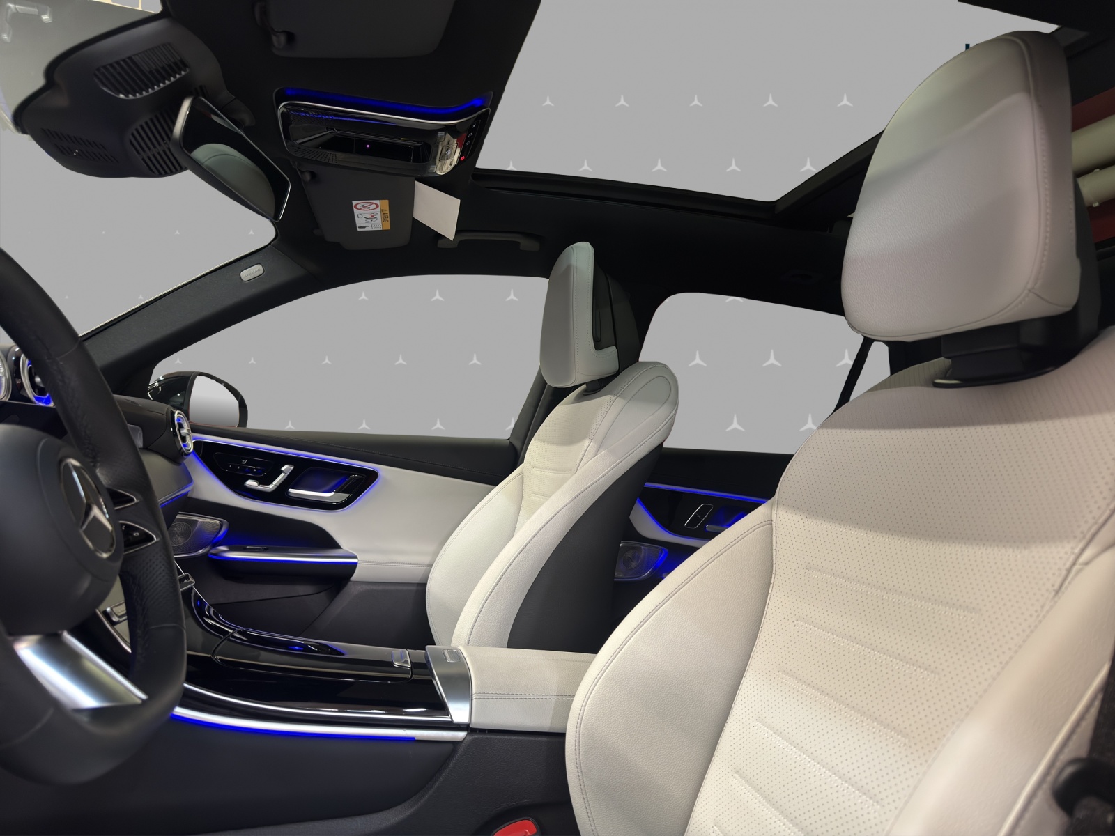 MERCEDES-BENZ GLC 300 4M - AMG / DISTRONIC / 360 Grad Kamera / Standheizung-image-8