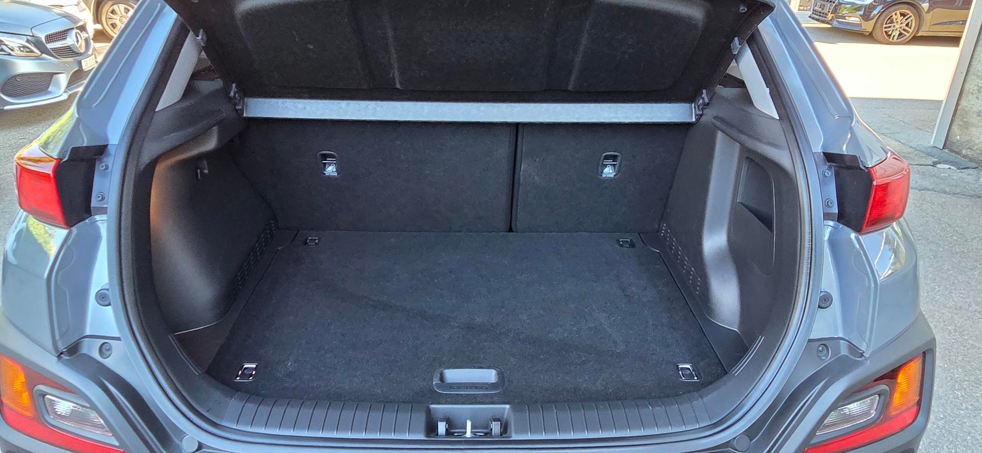 HYUNDAI Kona 1.6 T-GDi Amplia 4WD DCT-image-6