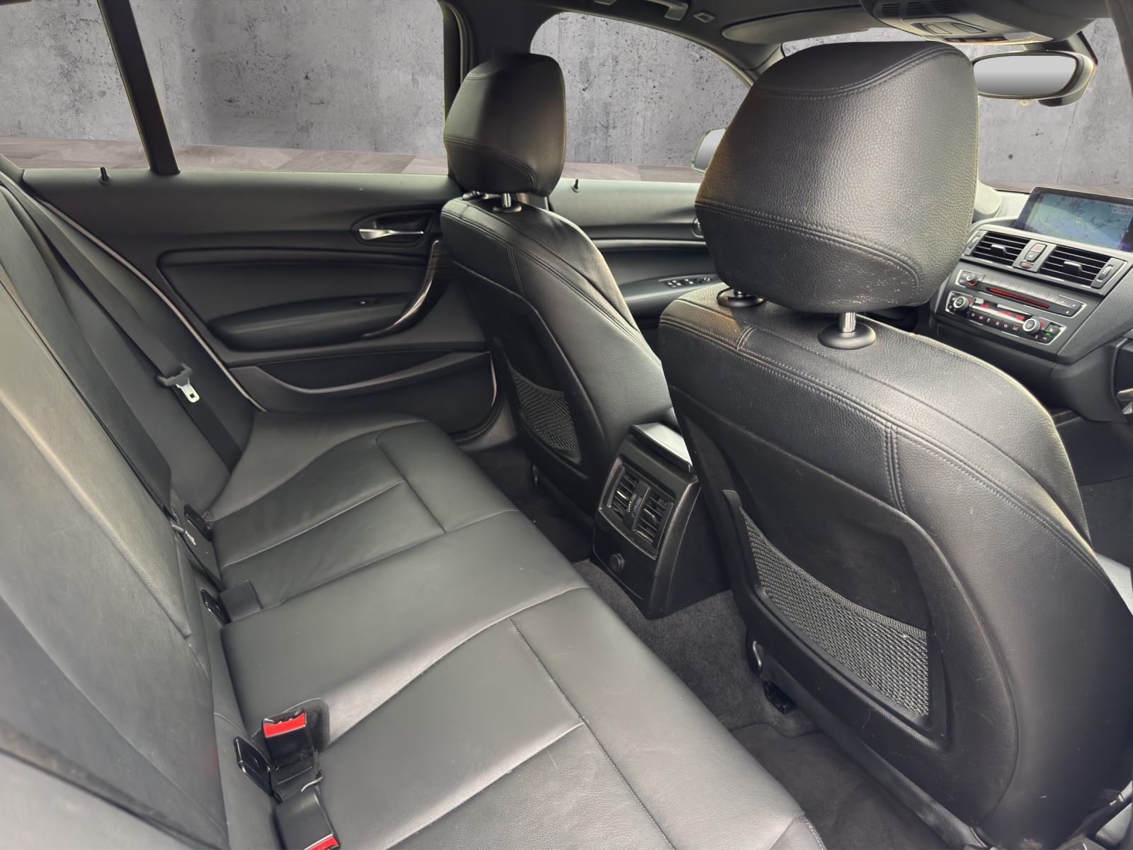 BMW M135i Steptronic-image-14