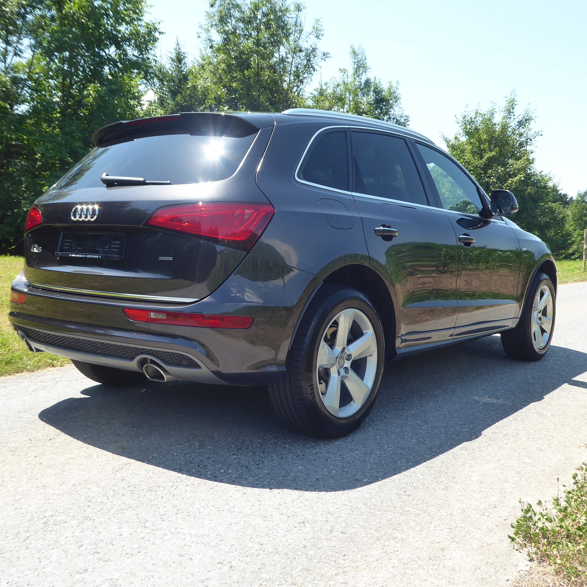 AUDI Q5 3.0 TDI clean quattro S-tronic-image-3