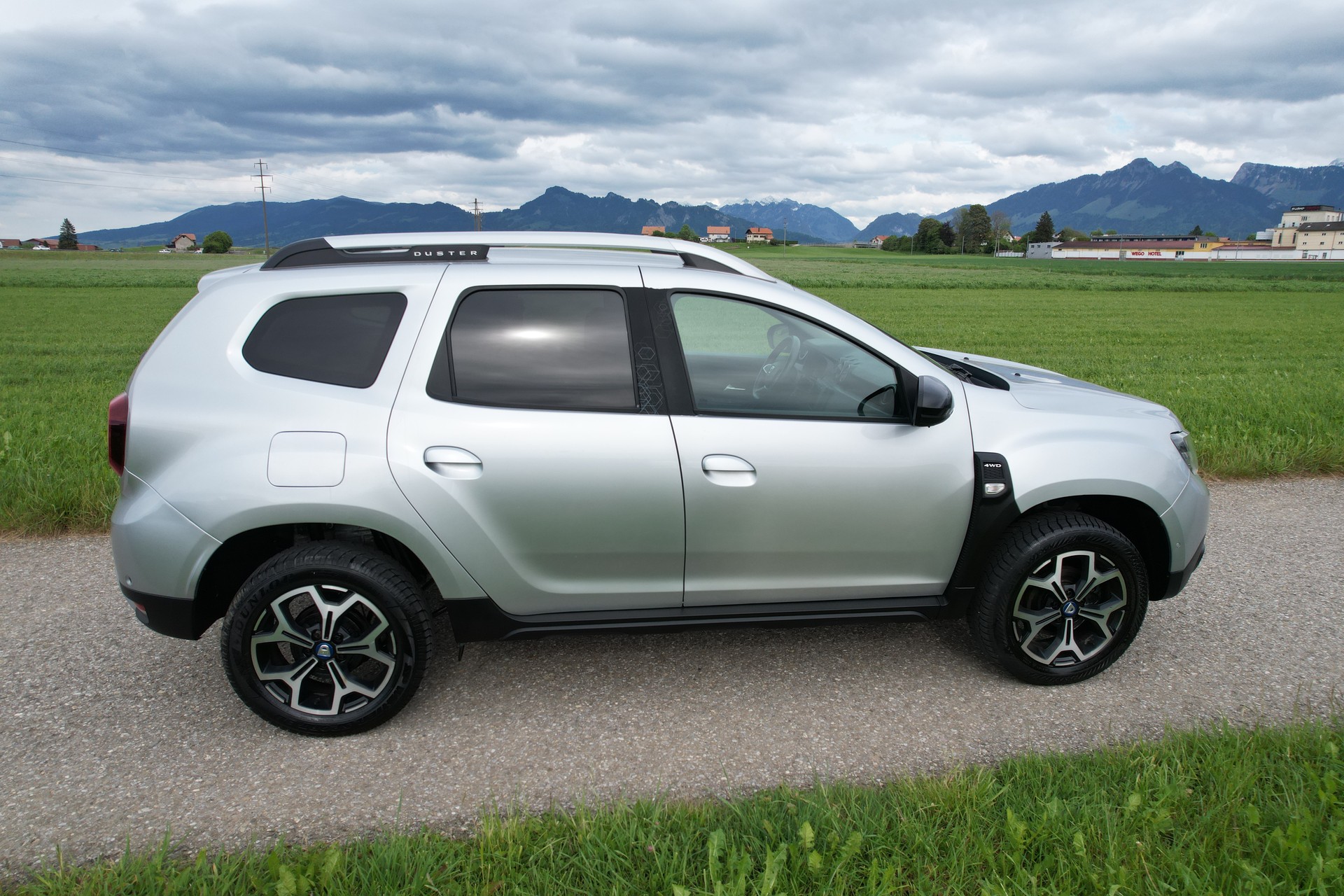 DACIA Duster 45km/h Celebration 4x4-image-6