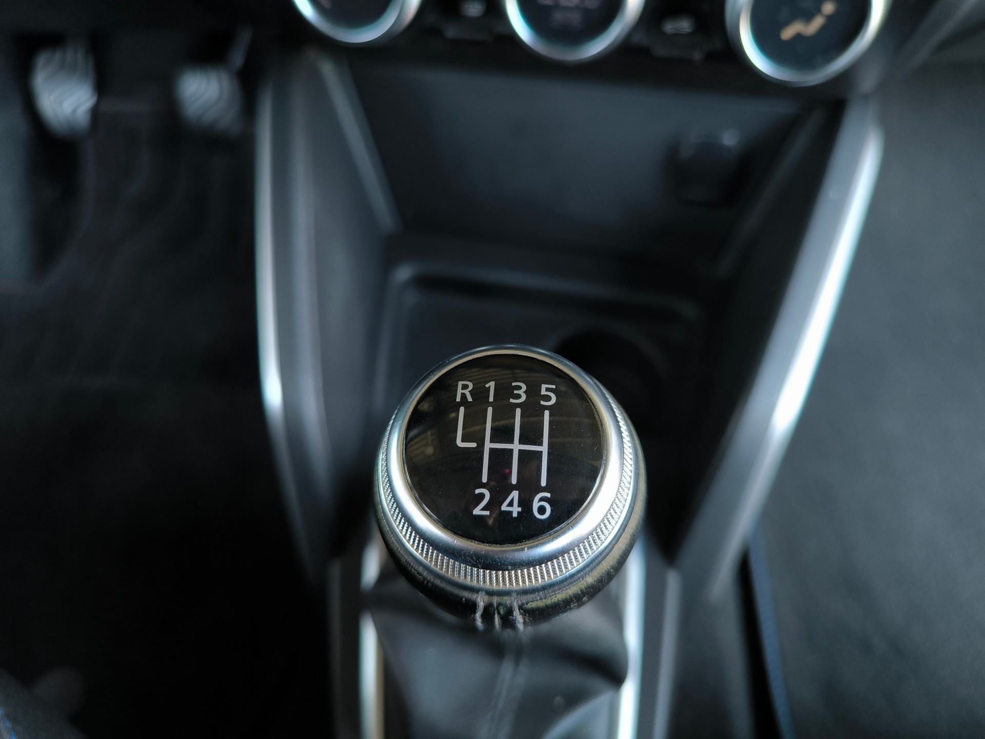 DACIA Duster 45km/h Celebration 4x4-image-14