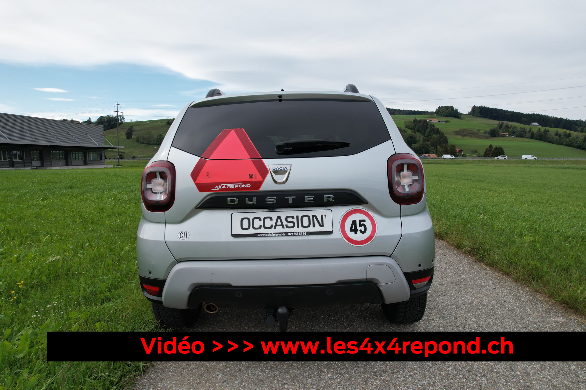 DACIA Duster 45km/h Celebration 4x4-image-1