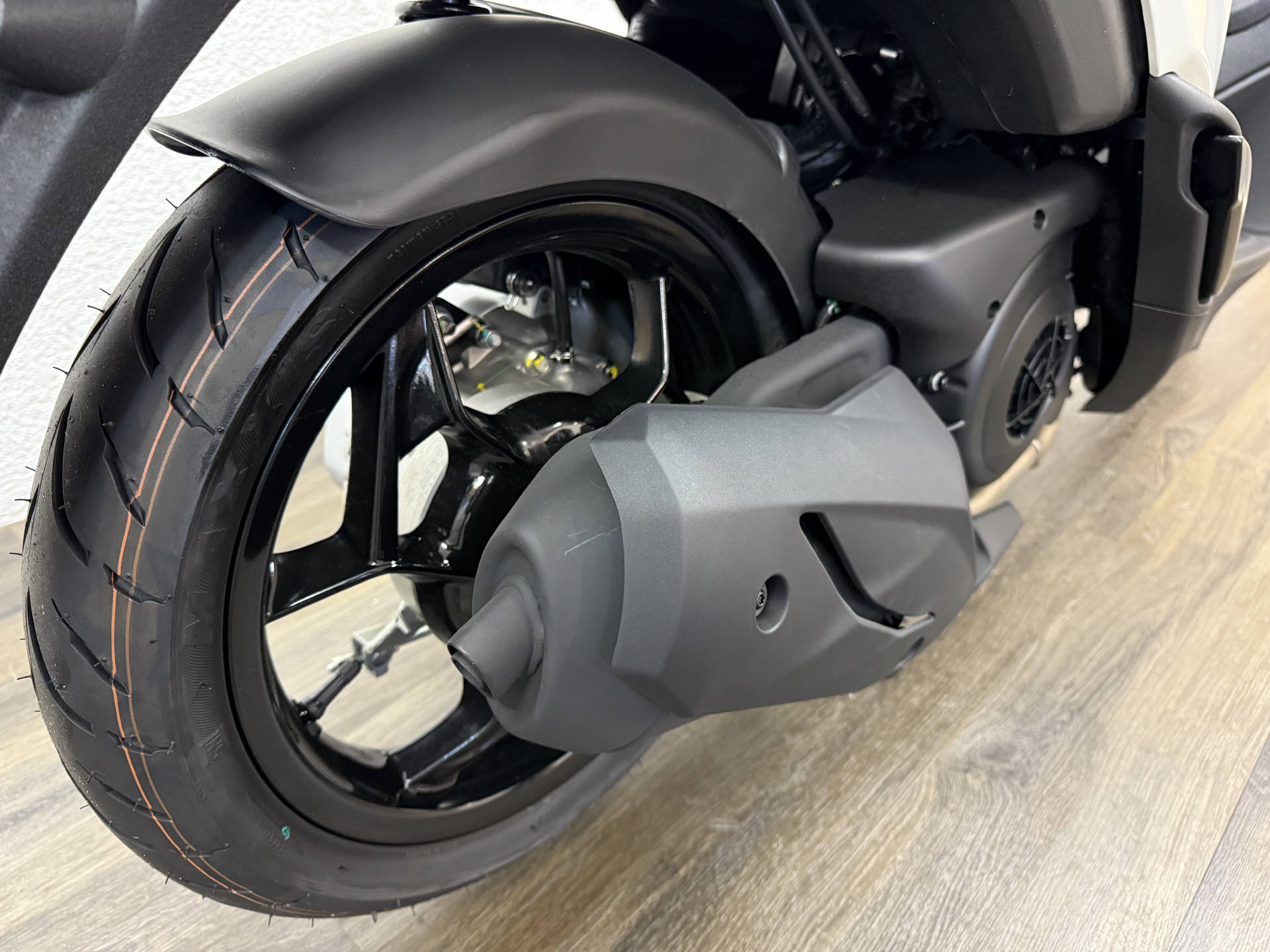 PIAGGIO Medley 125 Sport E5+-image-8