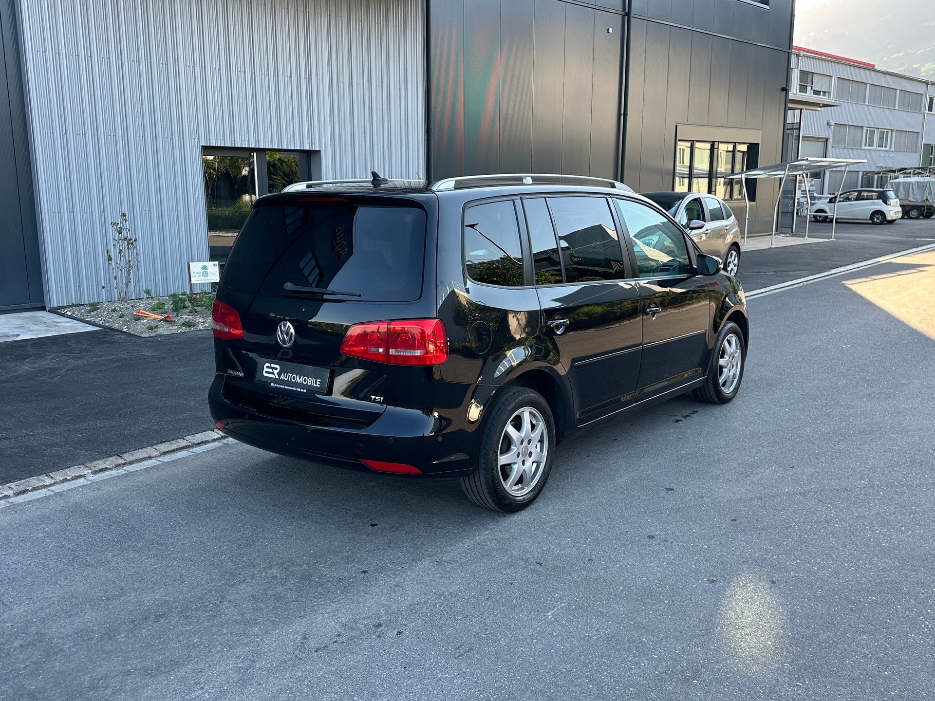 VW Touran 1.4 TSI Comfortline 7 Plätze-image-2
