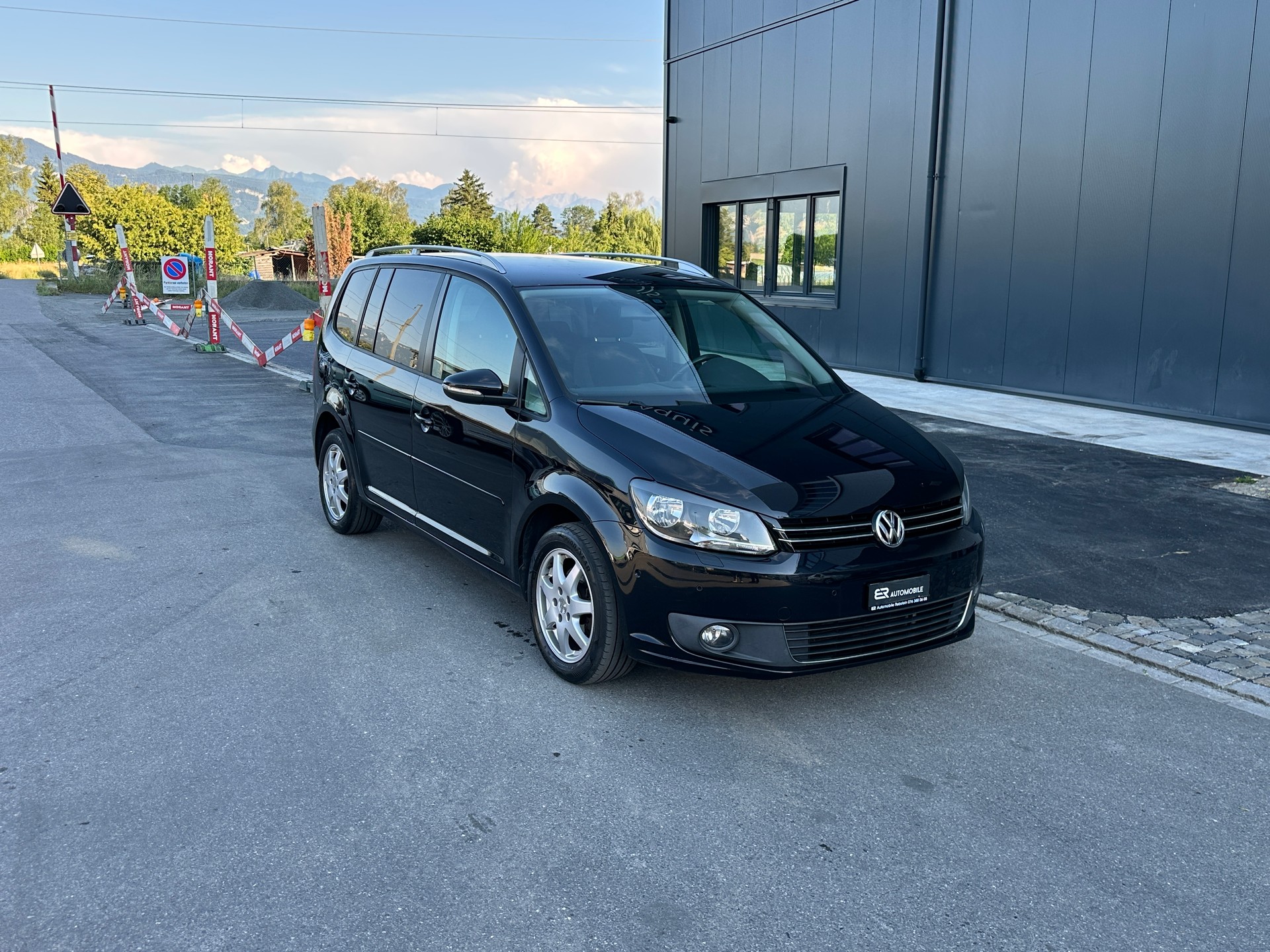 VW Touran 1.4 TSI Comfortline 7 Plätze-image-0