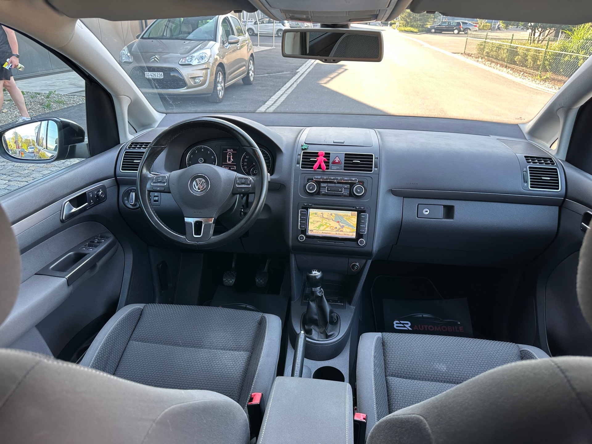 VW Touran 1.4 TSI Comfortline 7 Plätze-image-7