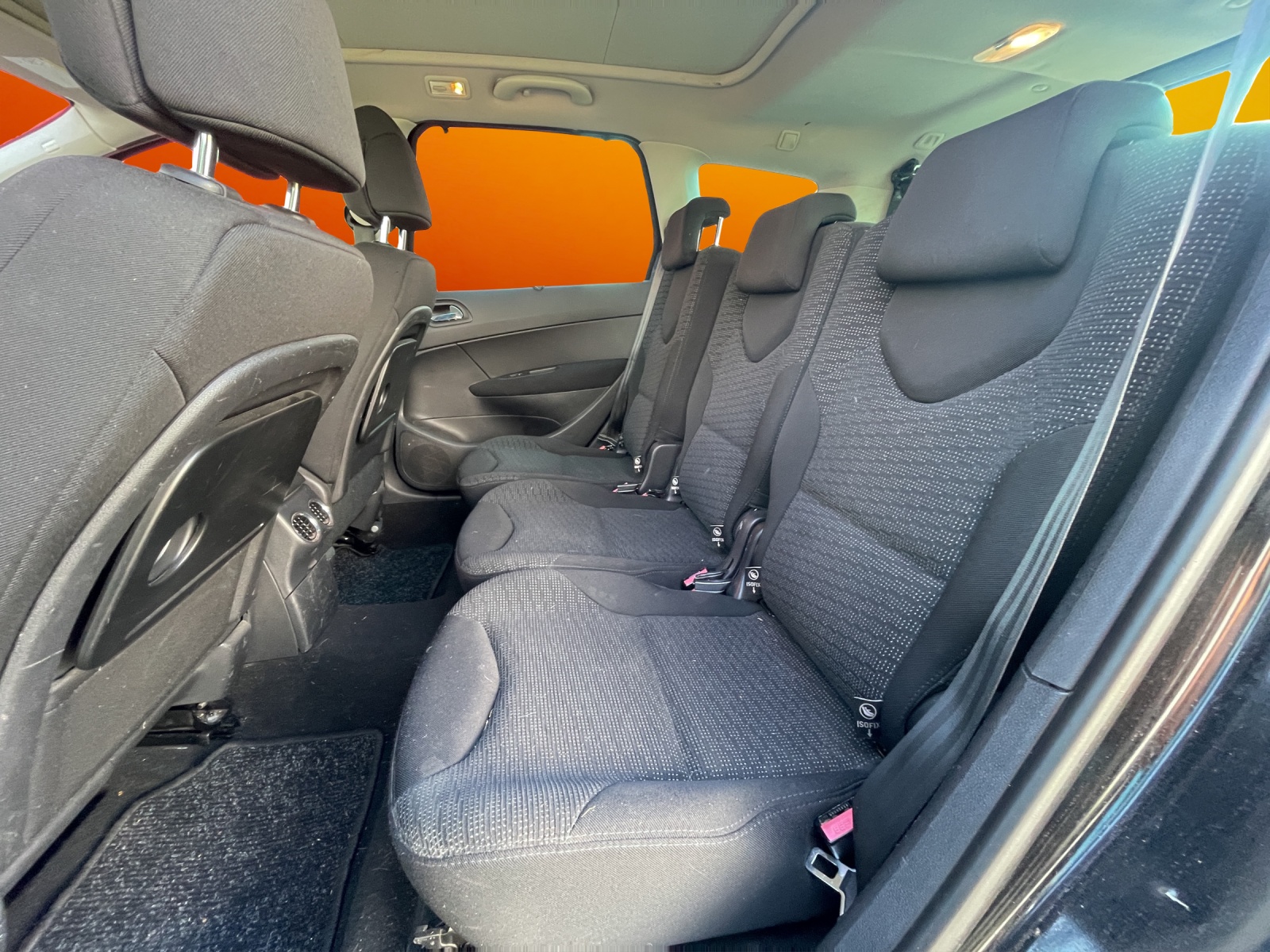 PEUGEOT 308 SW 2.0 HDI Sport-image-10