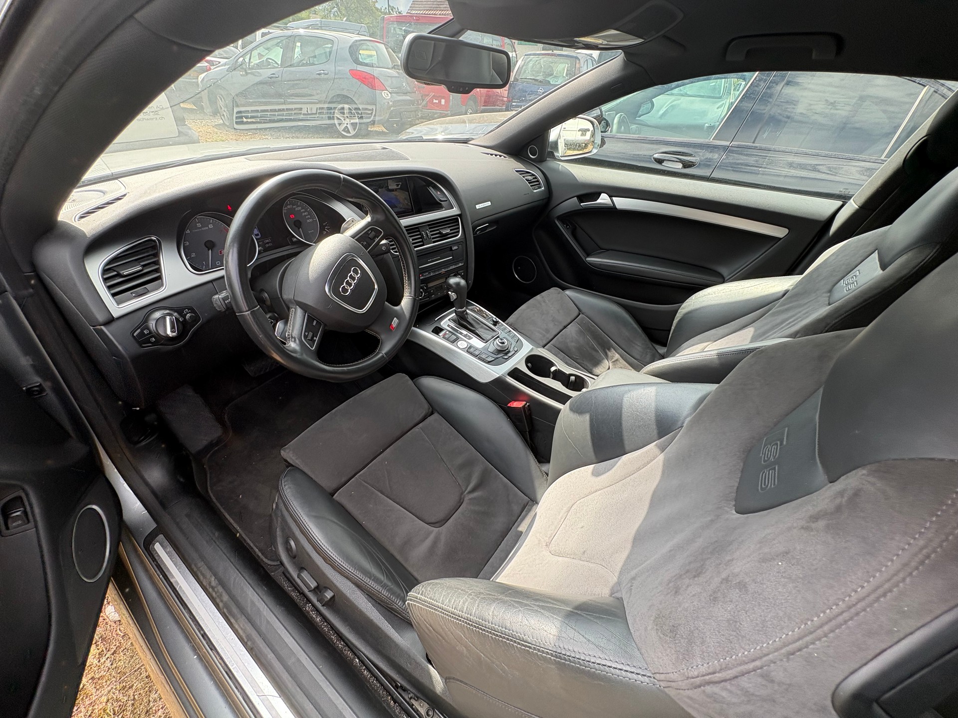 AUDI S5 Coupé 4.2 FSI quattro tiptronic-image-2