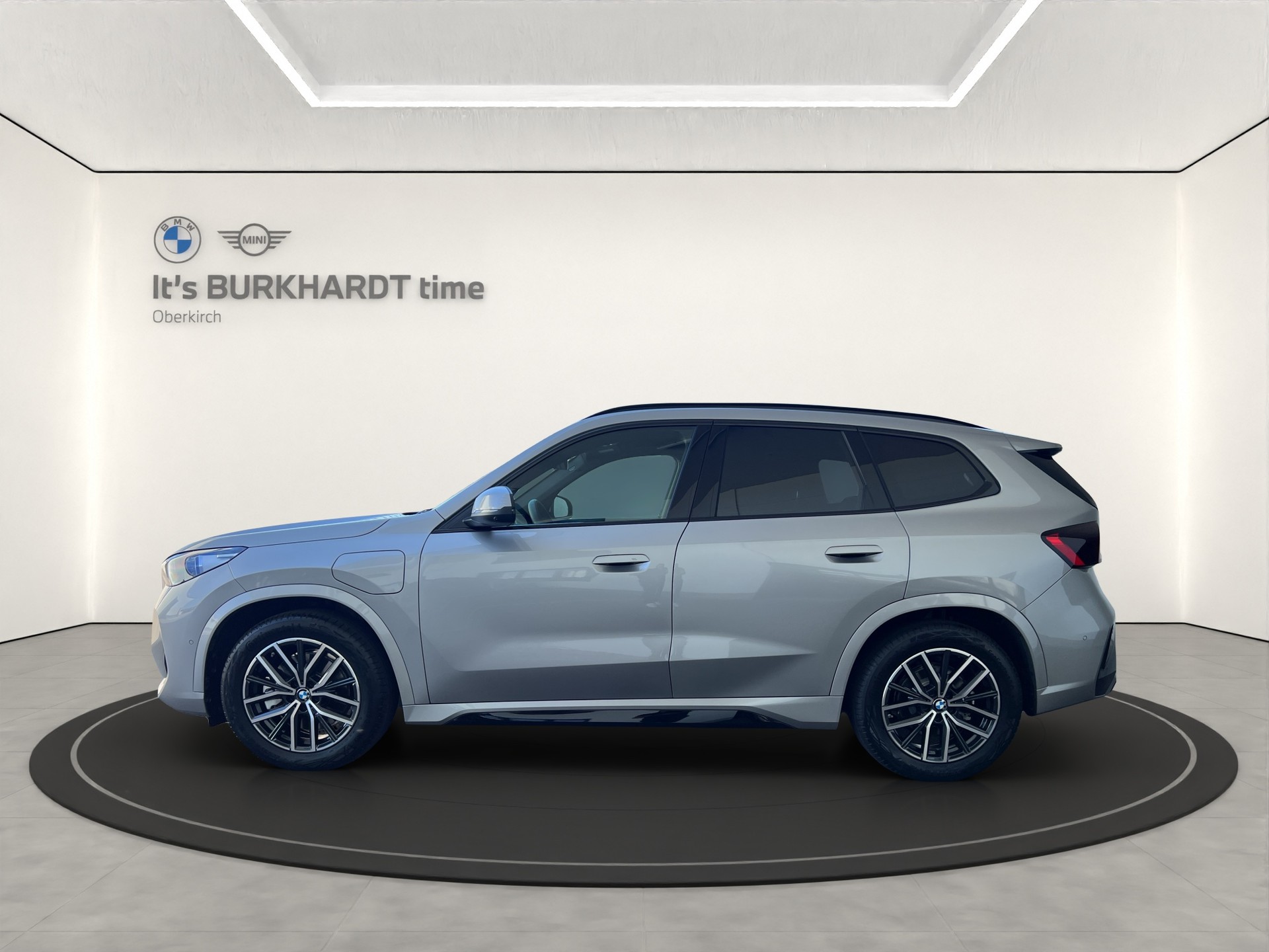 BMW X1 xDrive 30e M Sport-image-1