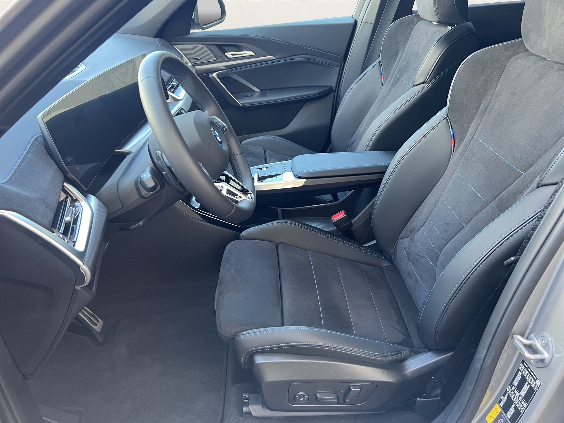 BMW X1 xDrive 30e M Sport-image-9