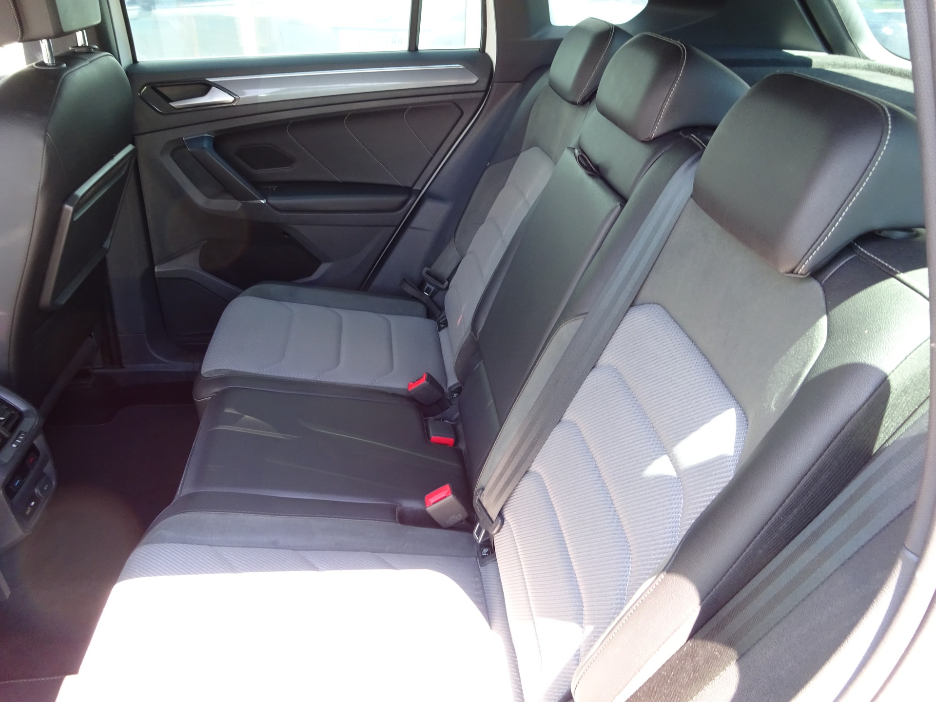 VW Tiguan 2.0 TDI SCR Highline4Motion DSG-image-12
