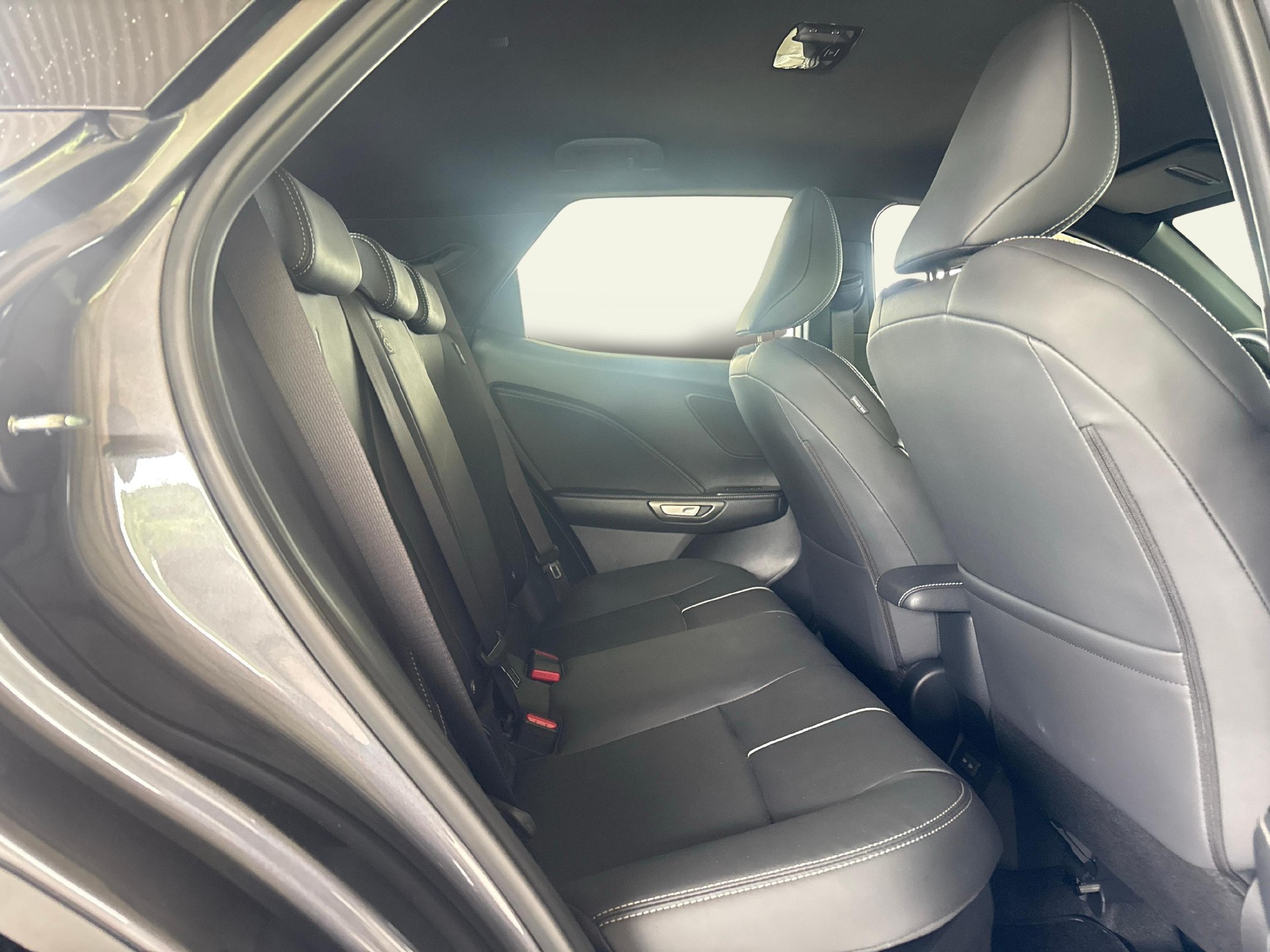 LEXUS LBX 1.5 Hybrid Relax AWD - Pneumatici invernali & Servizi inclusi-image-10