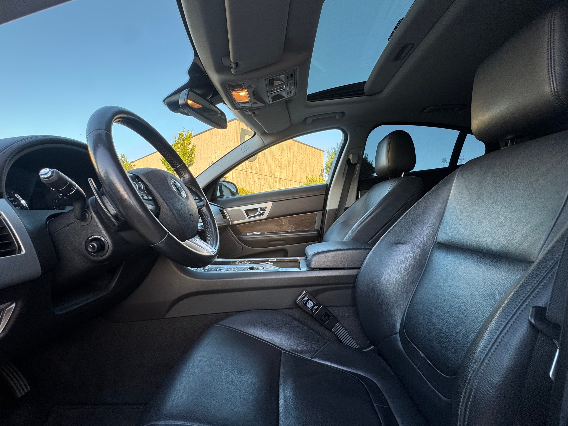 JAGUAR 2.0 Ti Luxury-image-5