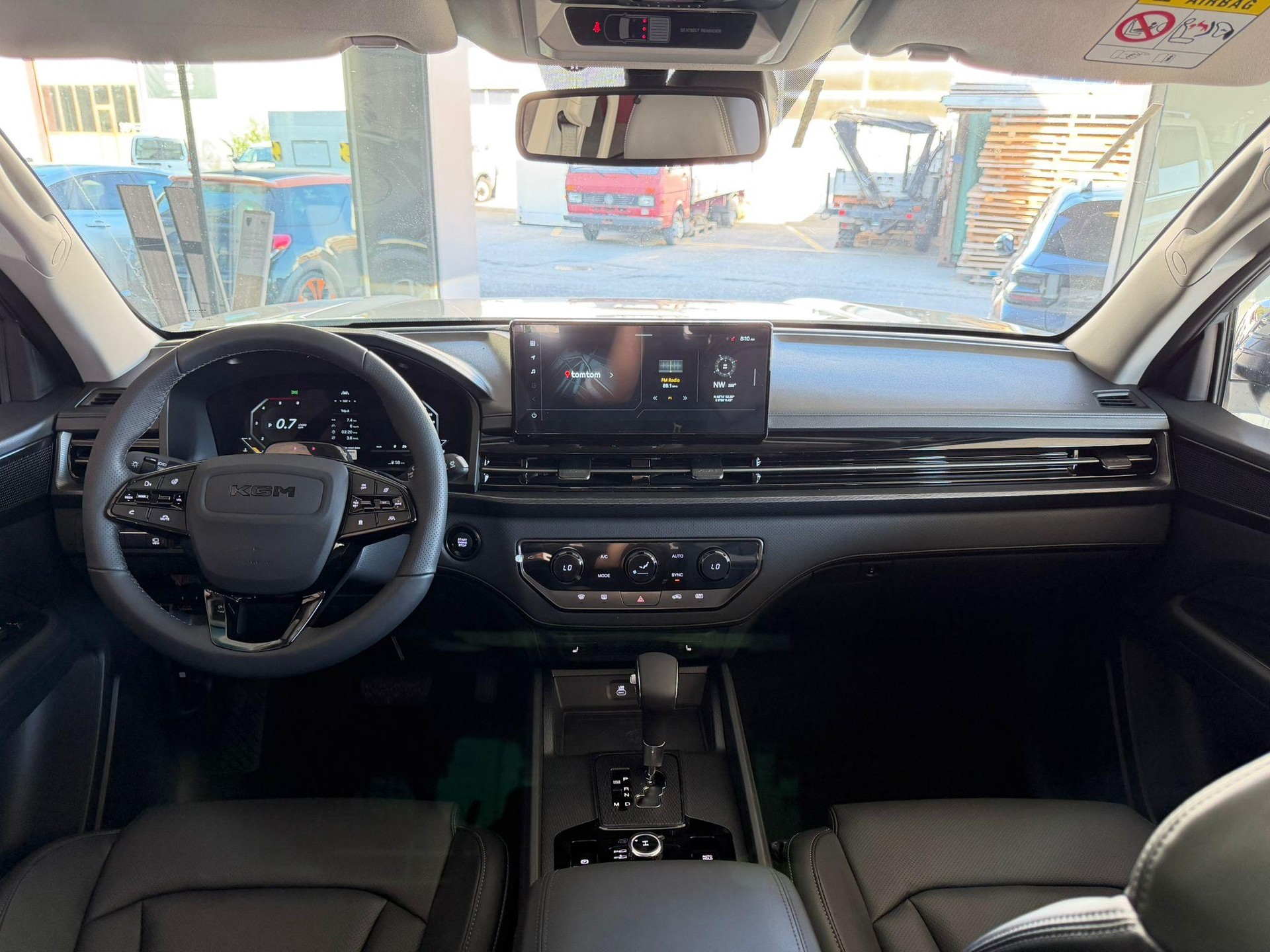 KGM-SsangYong Grand Musso 2.2 e-XDI Titanium-image-12