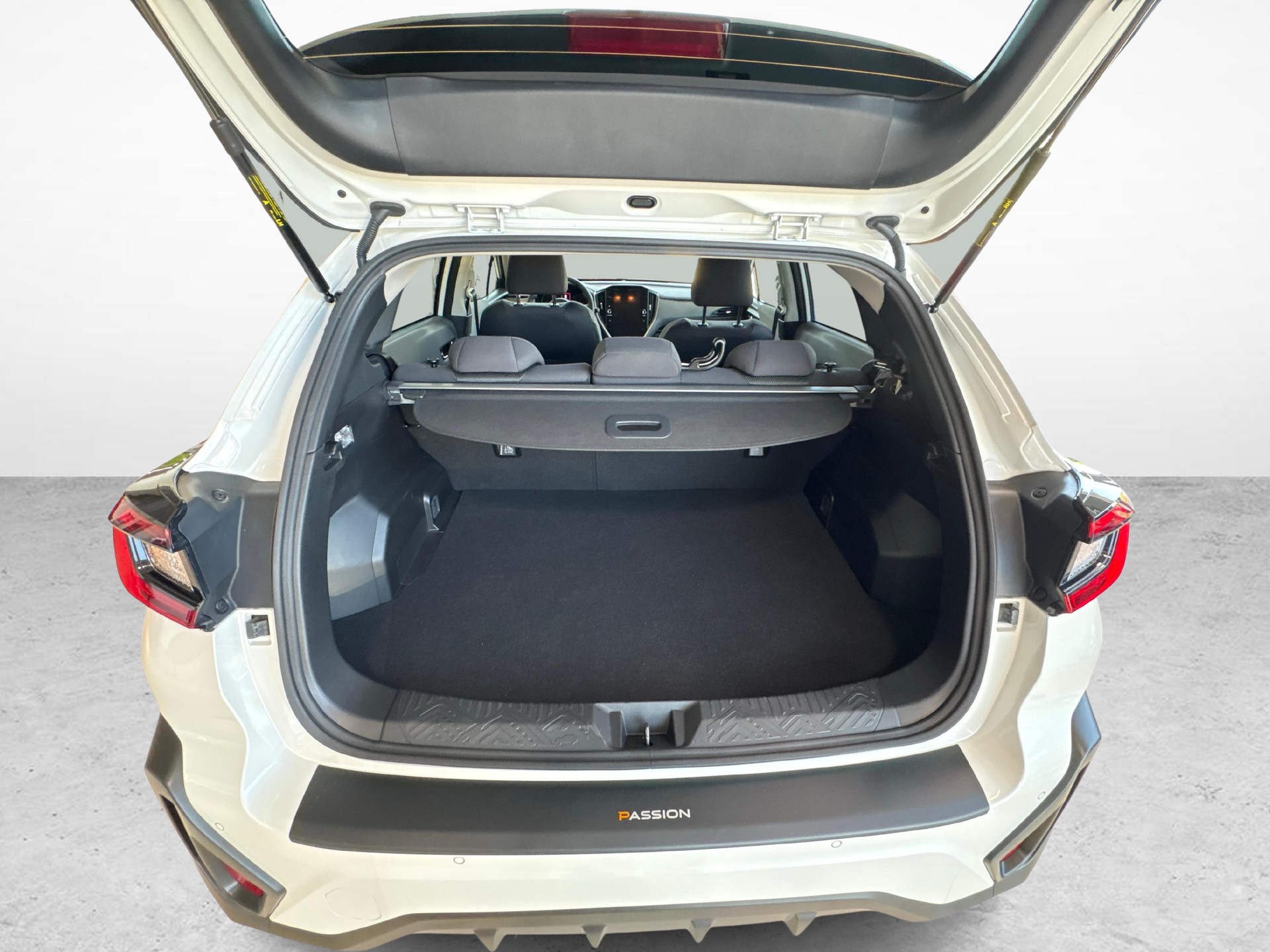 SUBARU Crosstrek 2.0i e-Boxer Passion-image-11