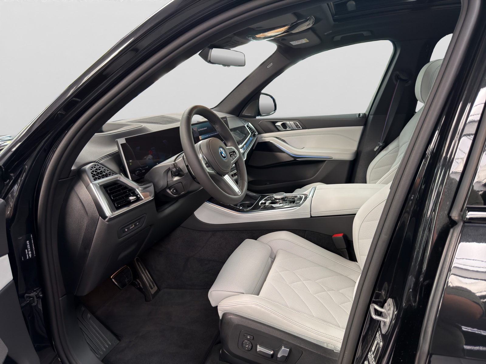 BMW X5 xDrive 50e M Sport Pro Steptronic-image-8