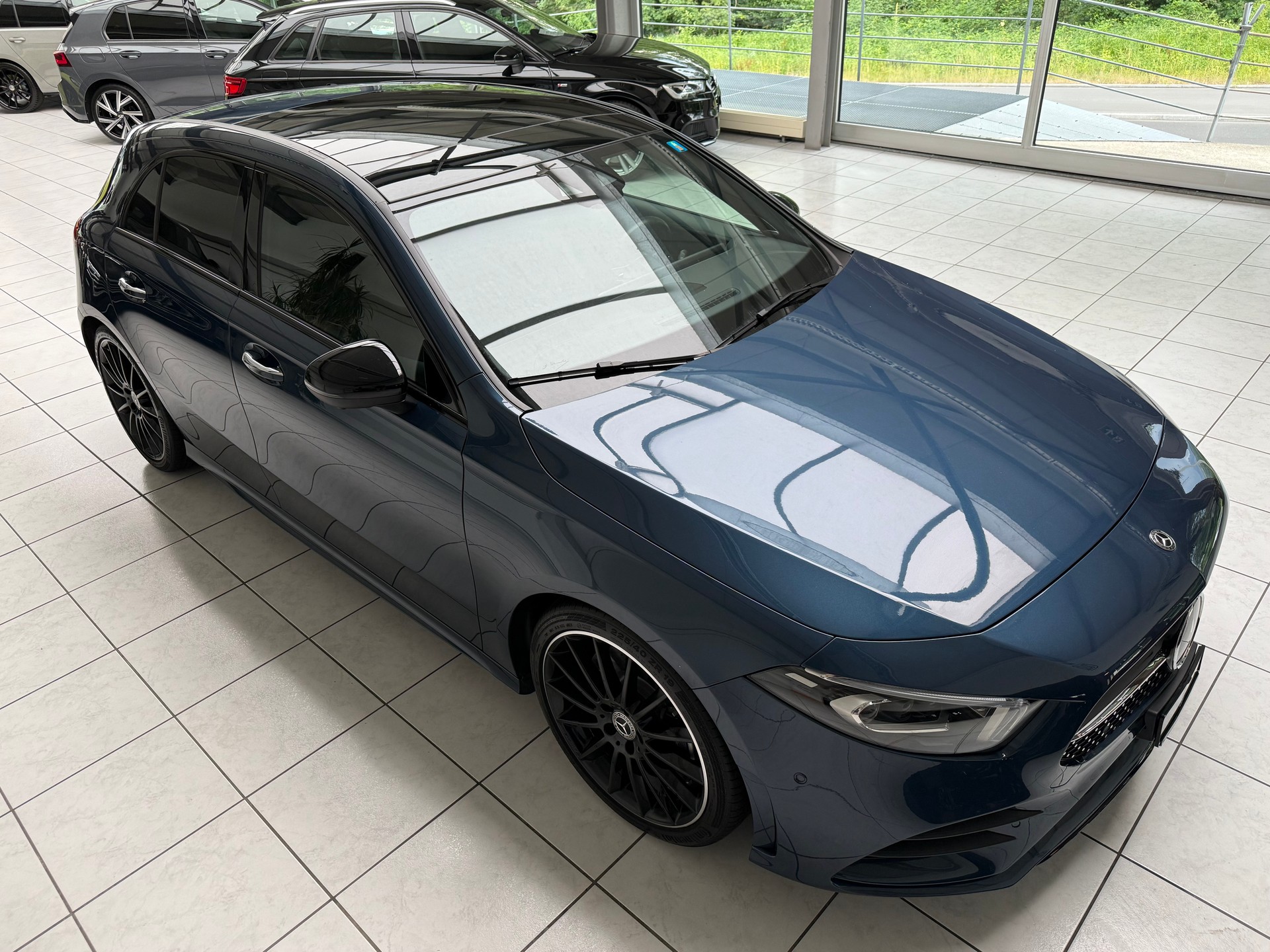 MERCEDES-BENZ A 250 4Matic AMG Line 4Matic 7G-DCT-image-5