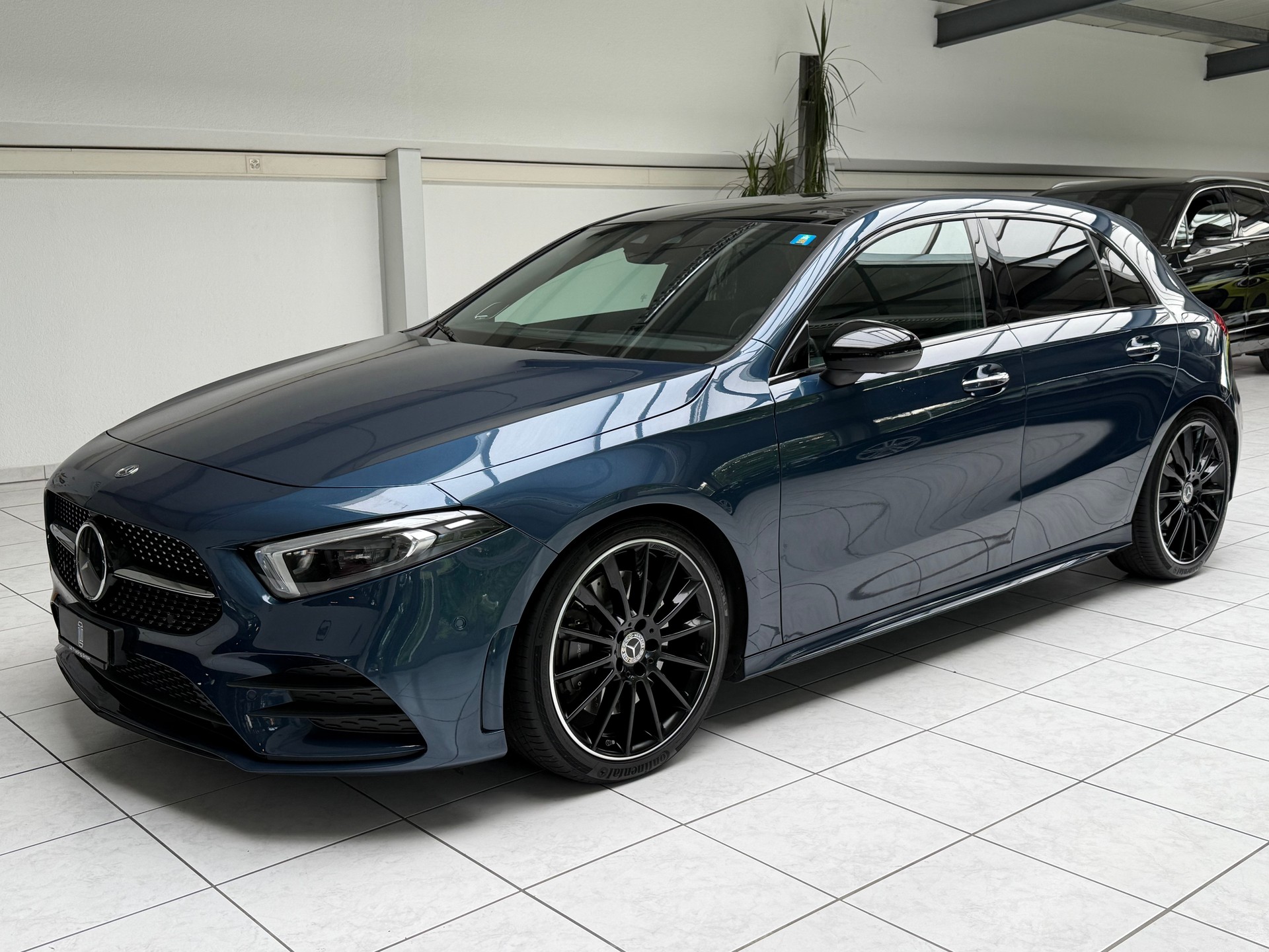 MERCEDES-BENZ A 250 4Matic AMG Line 4Matic 7G-DCT-image-0