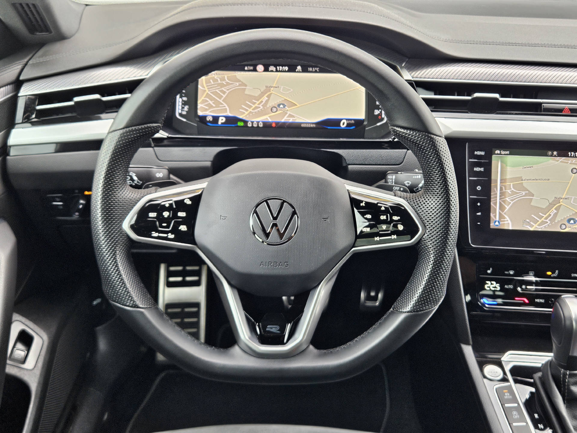 VW Arteon Shooting Brake 2.0 TSI R-Line DSG 4m* IQ Light Matrix LED * ACC * Anhängerkupplung *-image-12