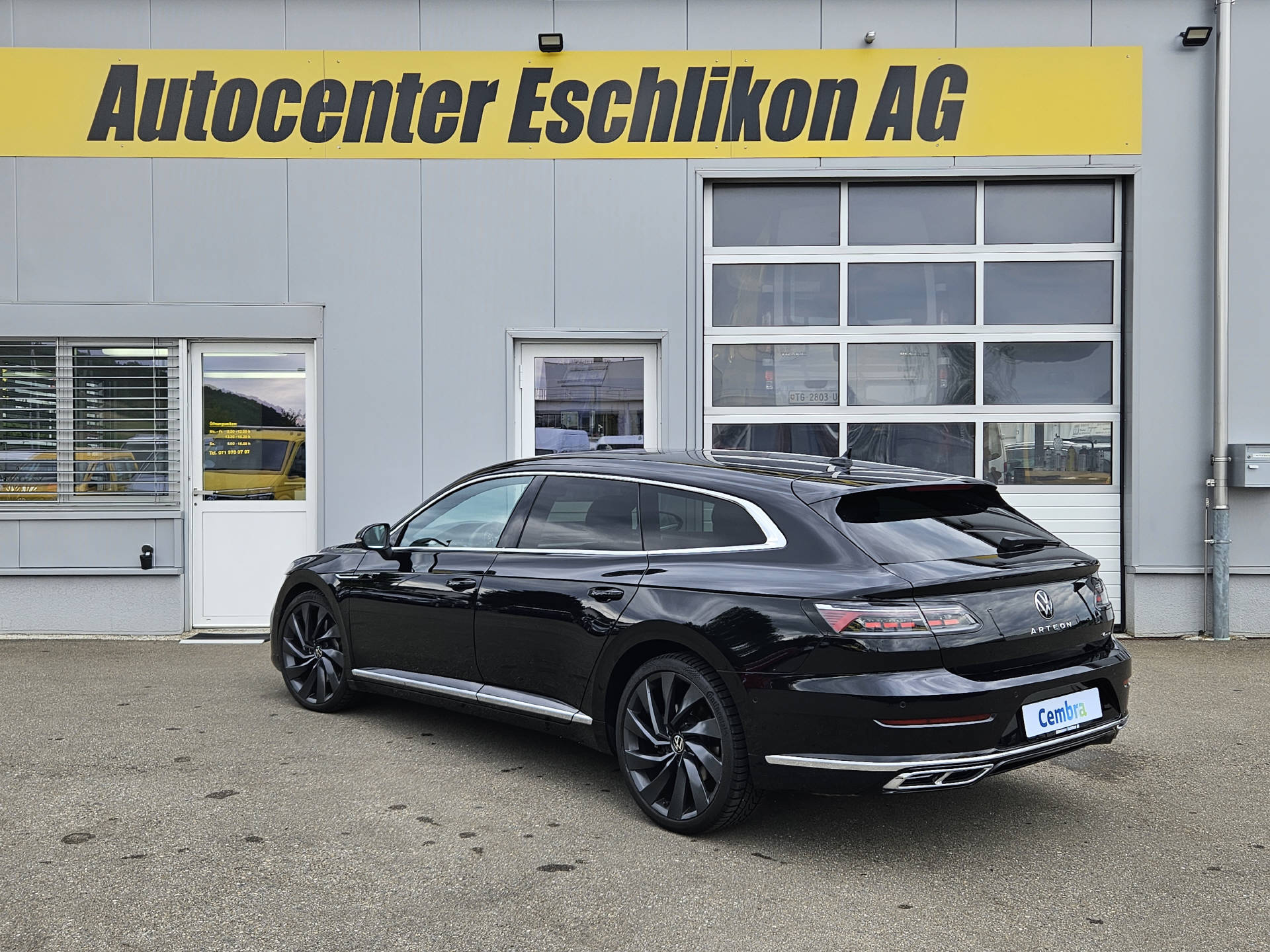 VW Arteon Shooting Brake 2.0 TSI R-Line DSG 4m* IQ Light Matrix LED * ACC * Anhängerkupplung *-image-7