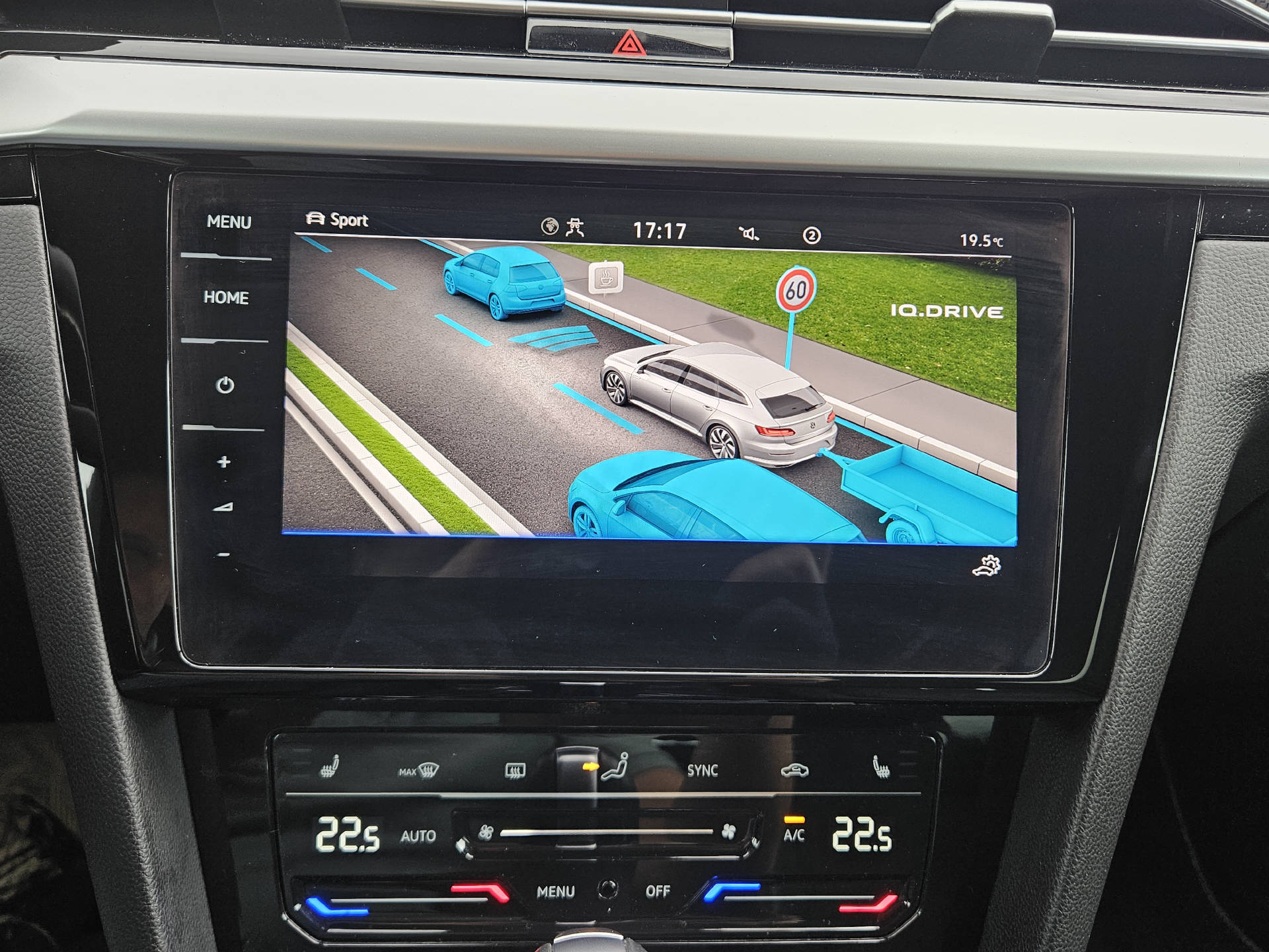 VW Arteon Shooting Brake 2.0 TSI R-Line DSG 4m* IQ Light Matrix LED * ACC * Anhängerkupplung *-image-10