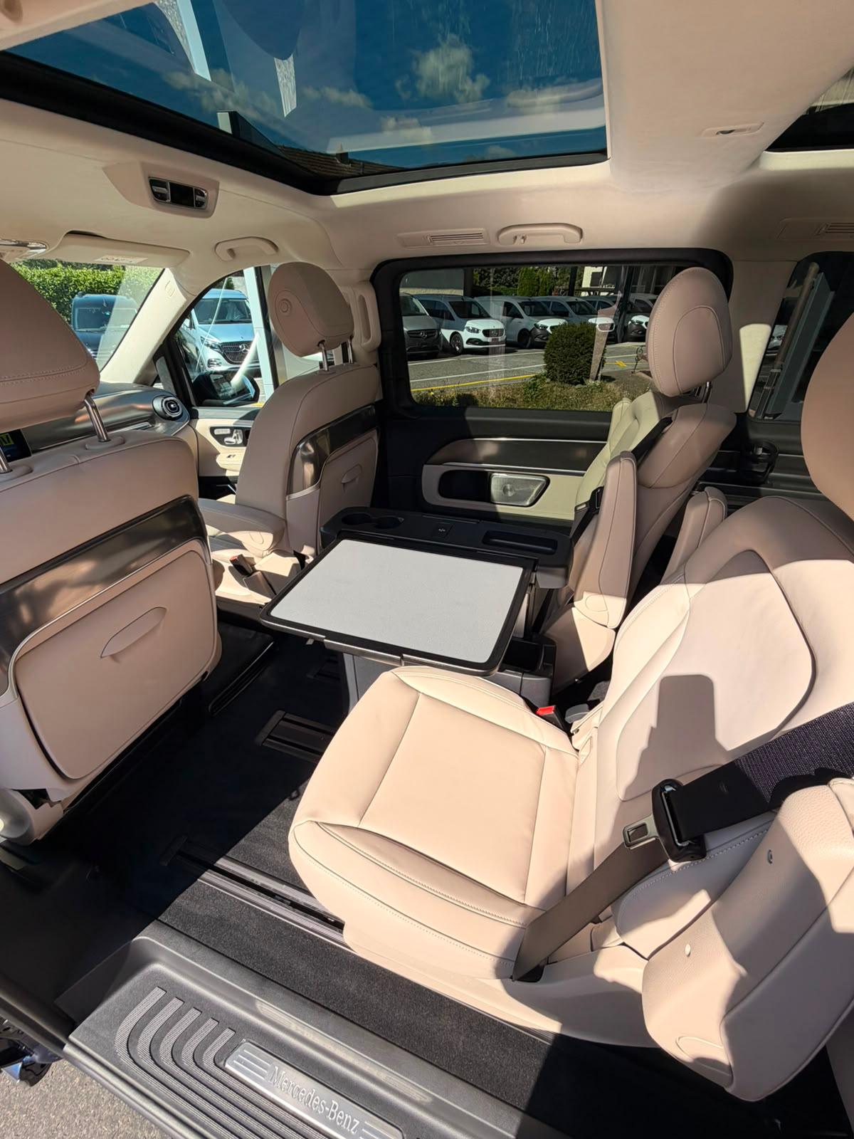 MERCEDES-BENZ V 300 d Exclusive lang Van-image-19
