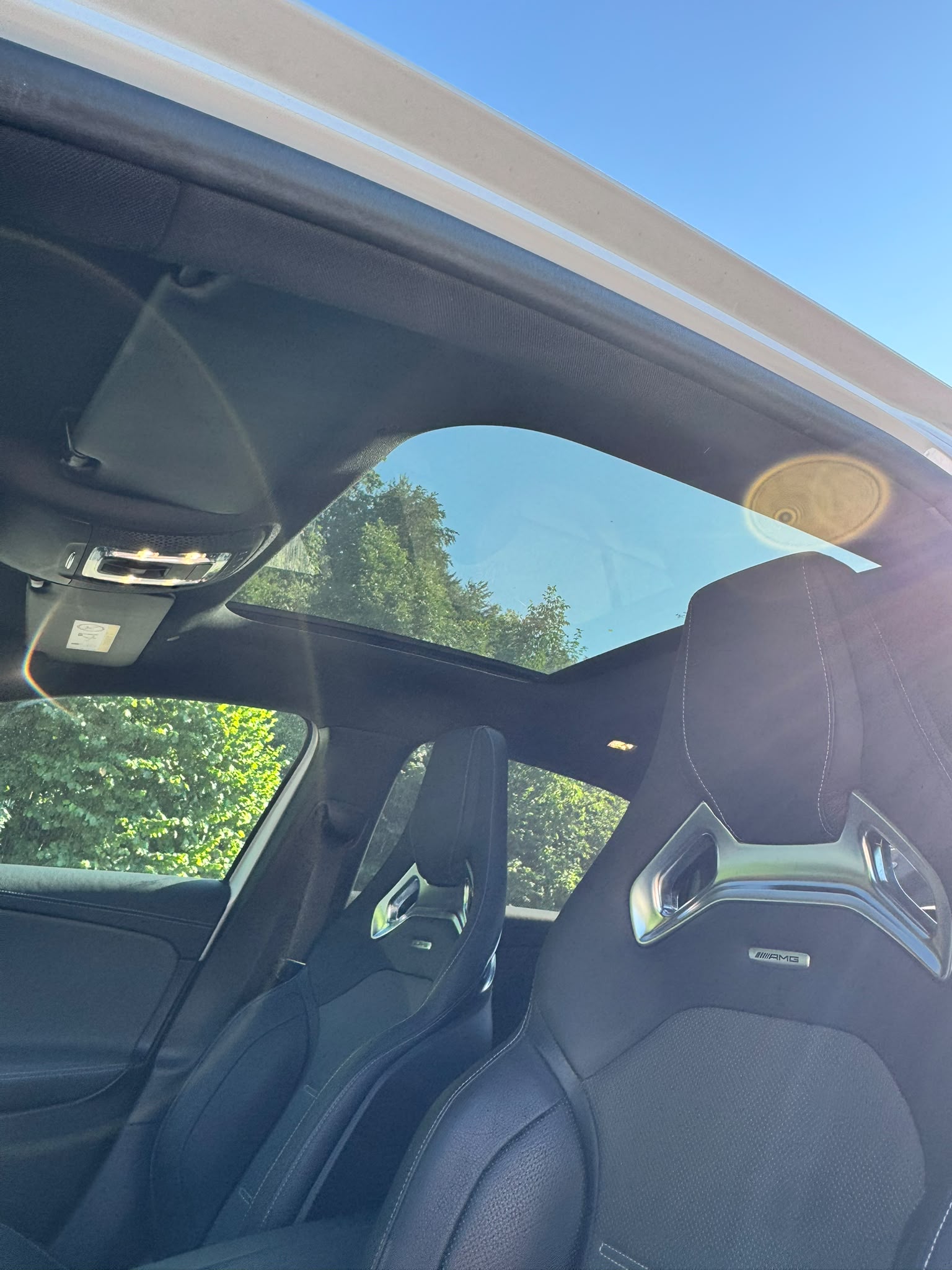 MERCEDES-BENZ A 45 S AMG 4matic+-image-4