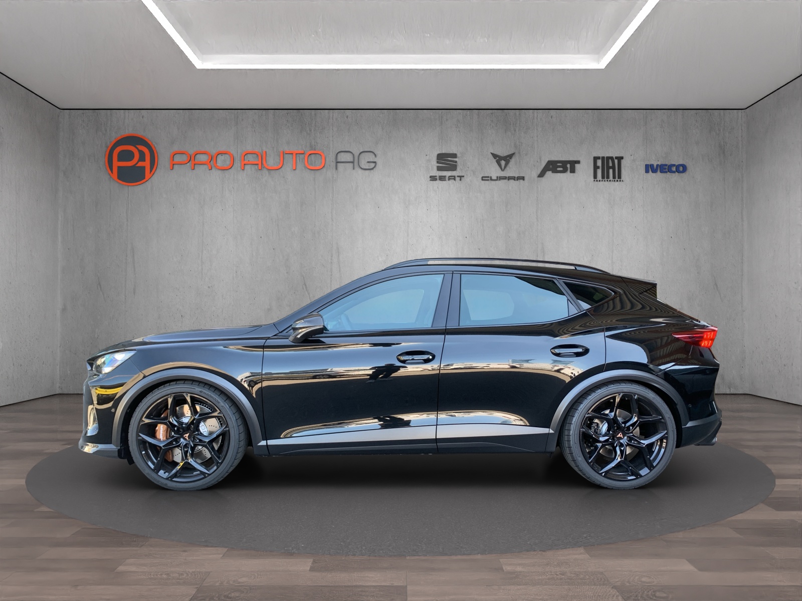 CUPRA Formentor 2.5TSI 4Drive DSG Black Edition *Firmeneinlösung*-image-1