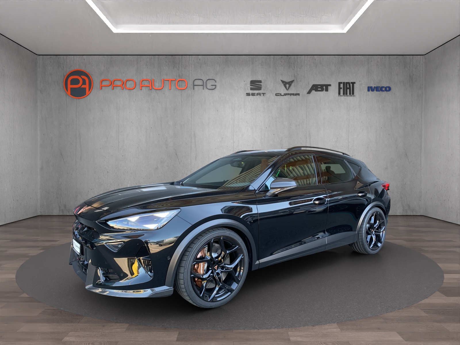 CUPRA Formentor 2.5TSI 4Drive DSG Black Edition *Firmeneinlösung*-image-0