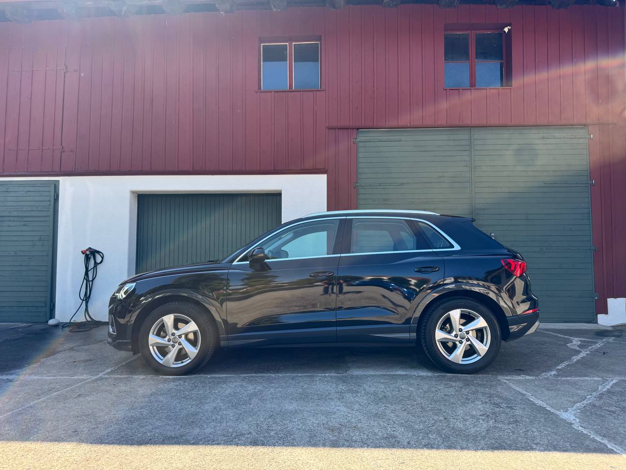AUDI Q3 35 TFSI advanced S-tronic-image-1
